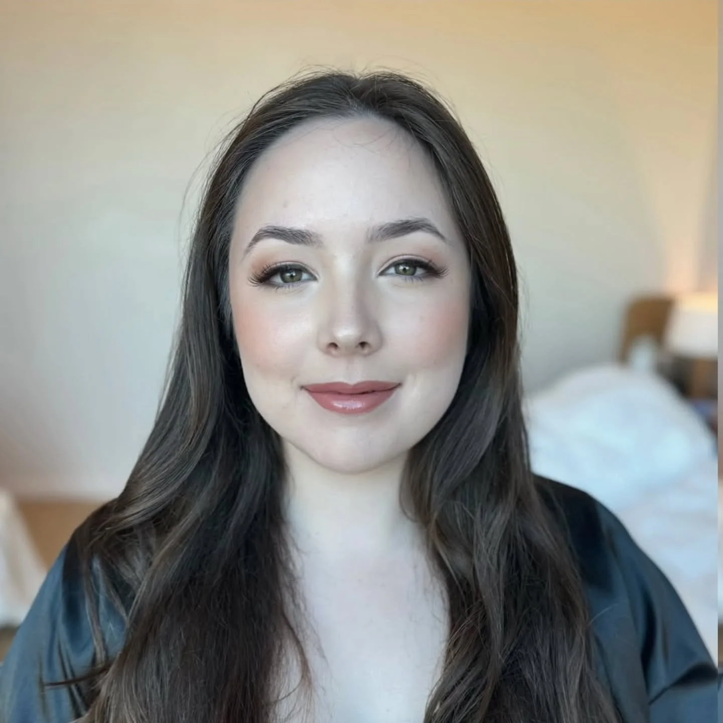 Soft Glam 

Makeup by Donna 
@beautyhauscollective