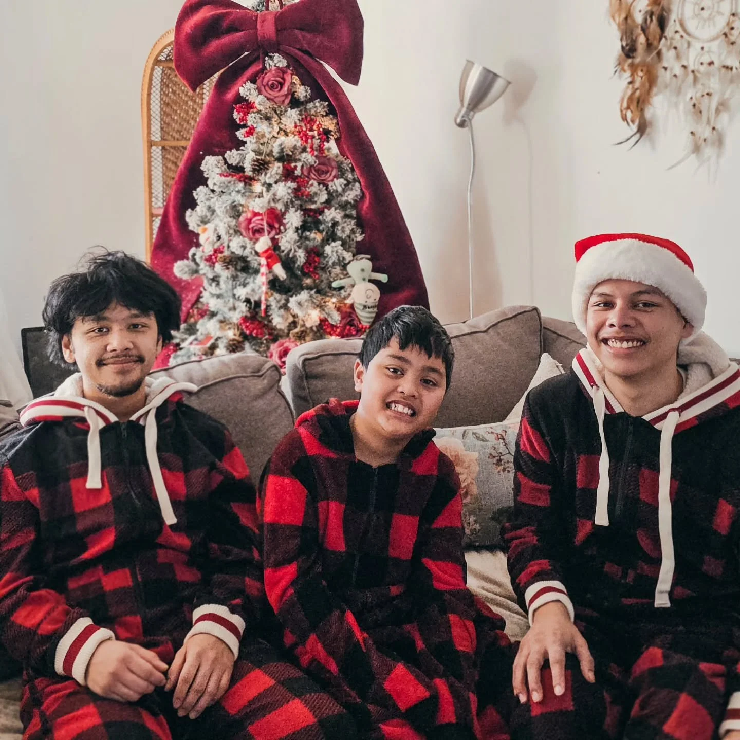 The best Christmas gift is having all three of my boys home 🎄 We really savored this day making ginger bread houses, playing games and watching movies.

Every other year, I ask them to recreate this photo and between all the joking and fooling aroun