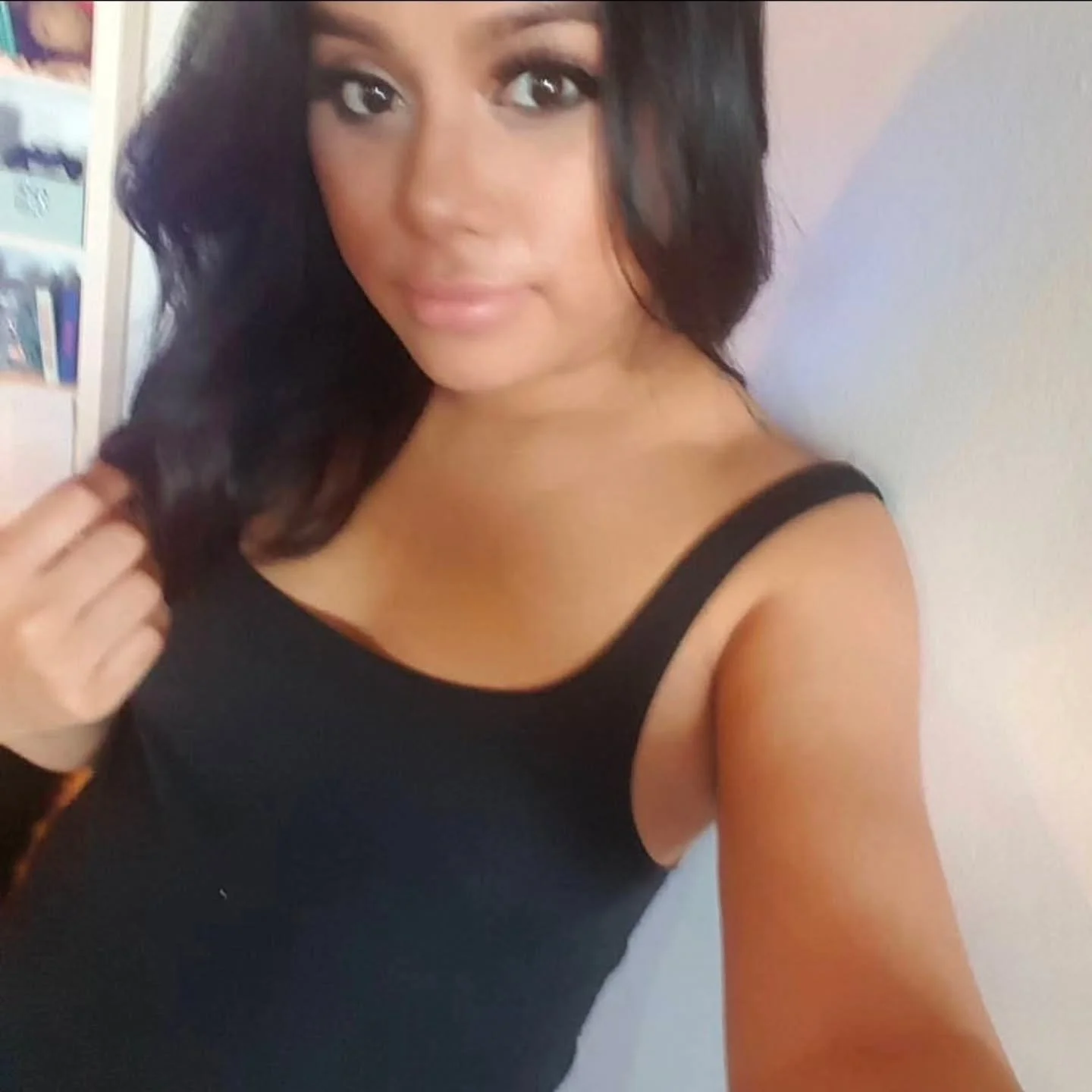 2016?! How was this a decade ago?

That year held so much. I started it deep in my makeup era &mdash; full beat, lashes as big as possible (hard to catch me like that now 😅). But as the months passed, life shifted. I spent most of 2016 pregnant, the