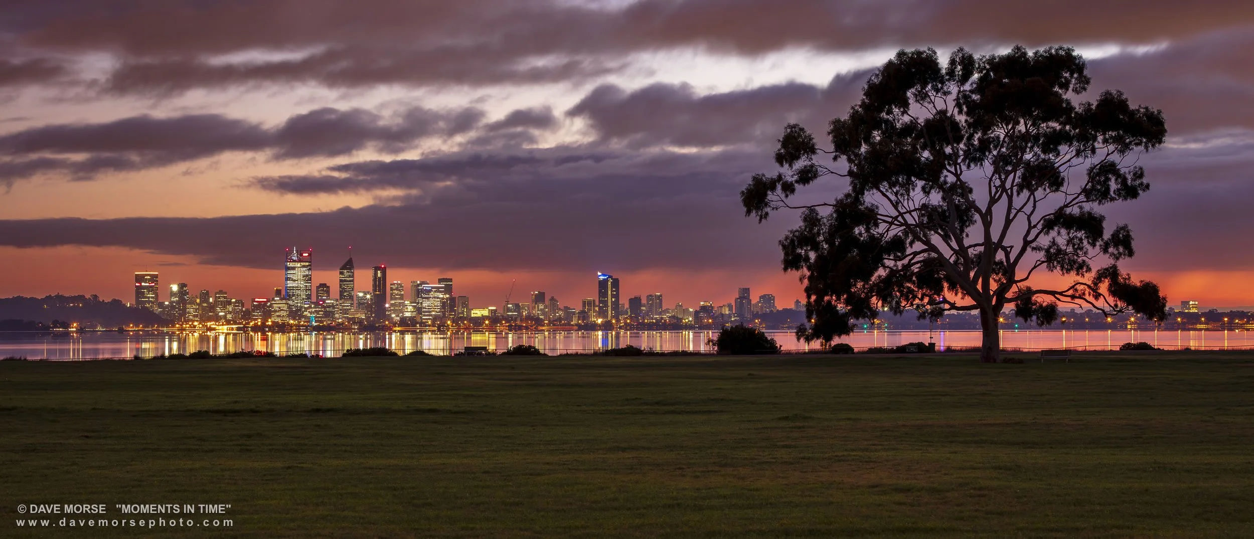 Attadale. Image No. 4733.2925.31 ... Perth morning lights from Burke Drive. 2/9/2025.