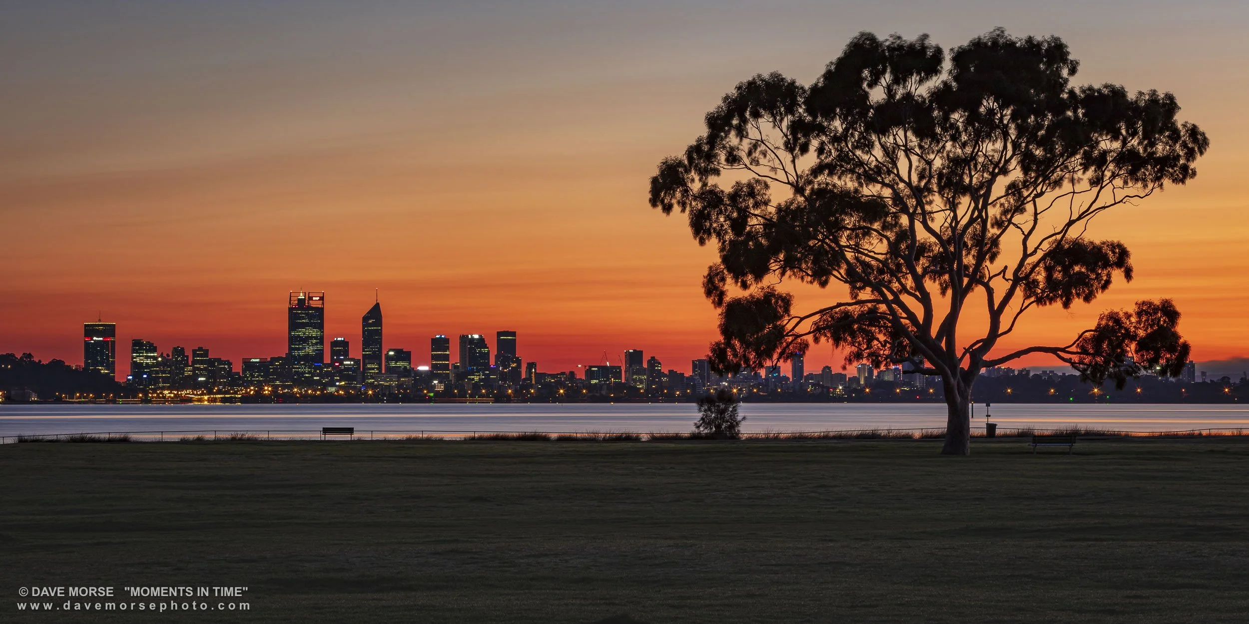 Attadale. Image No. 4589.10819.21 ... Perth morning lights from Burke Drive. 10/8/2019.