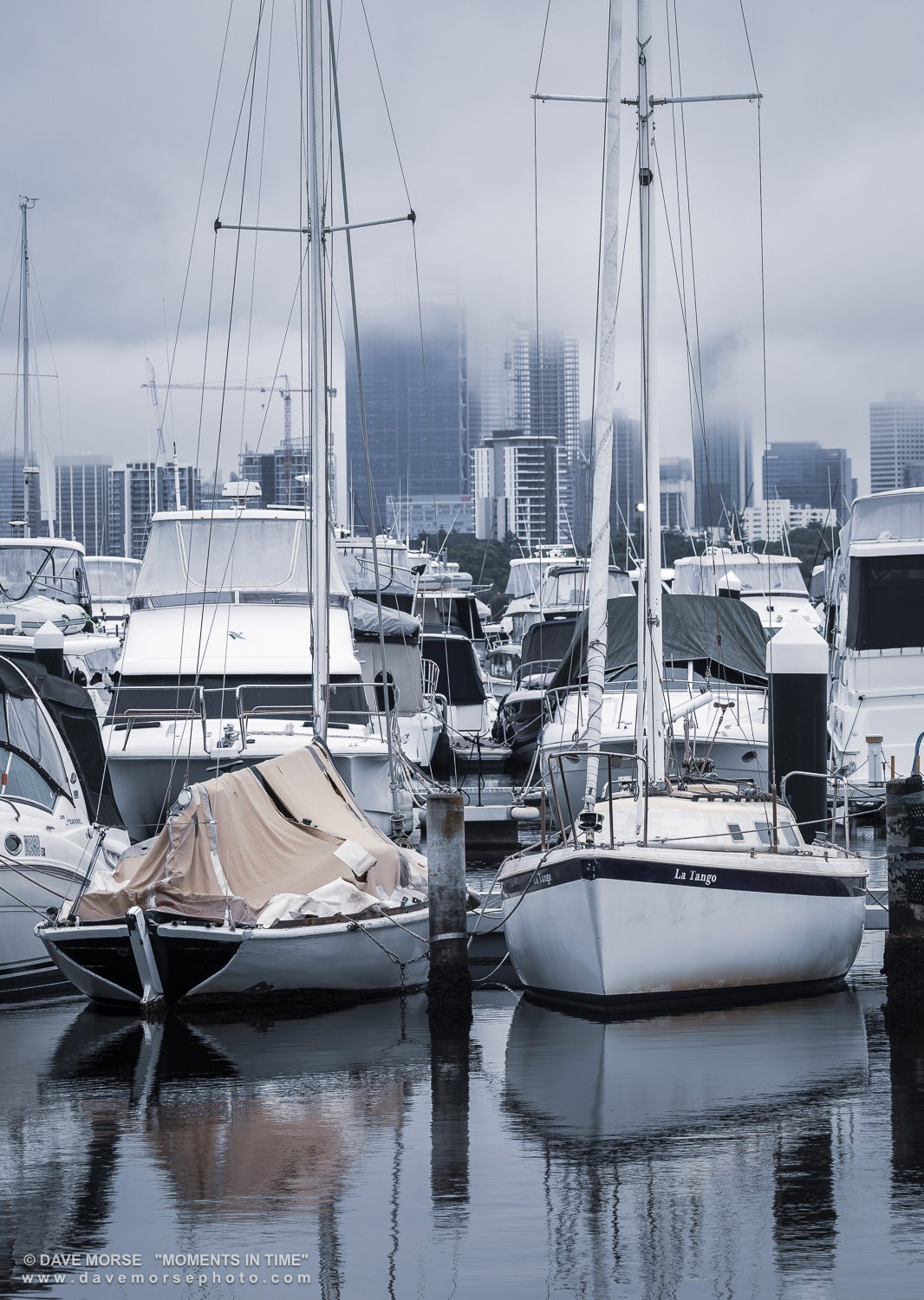 Applecross. Image No. 6DM4532.6423.35P ... Cloudy, foggy morning at South of Perth Yacht Club. 6/4/2023.
