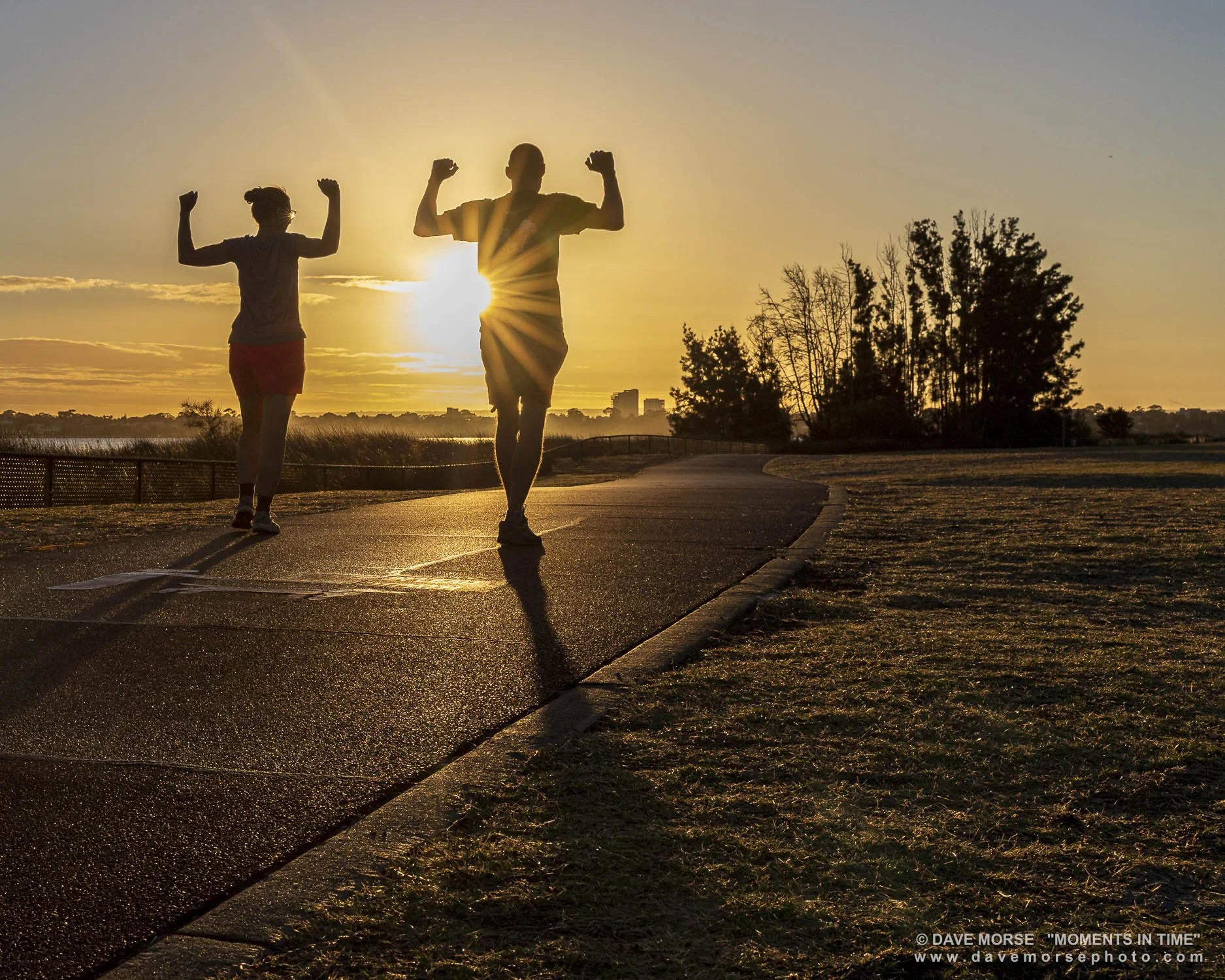 Attadale. Image No. 6454.9422.54 ... Runners enjoying the first morning light. 9/6/2022