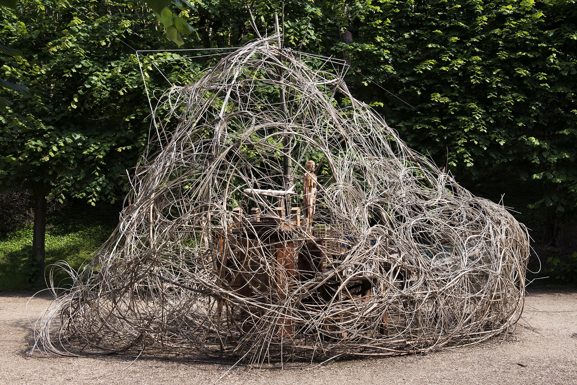 (5)NicolasHenry_Sculpture_DomaineNationaleDeSaintCloud.jpg