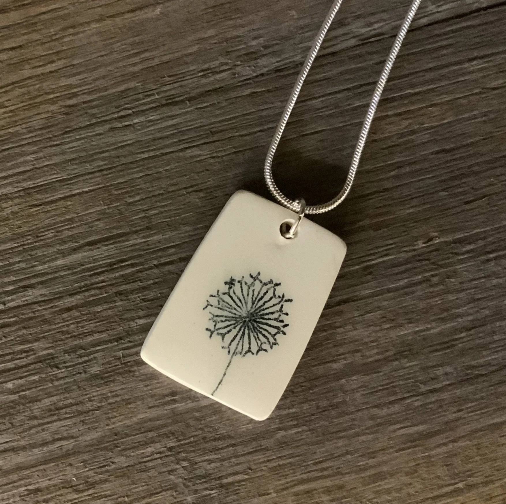 WendyCalder-allium pendant.png