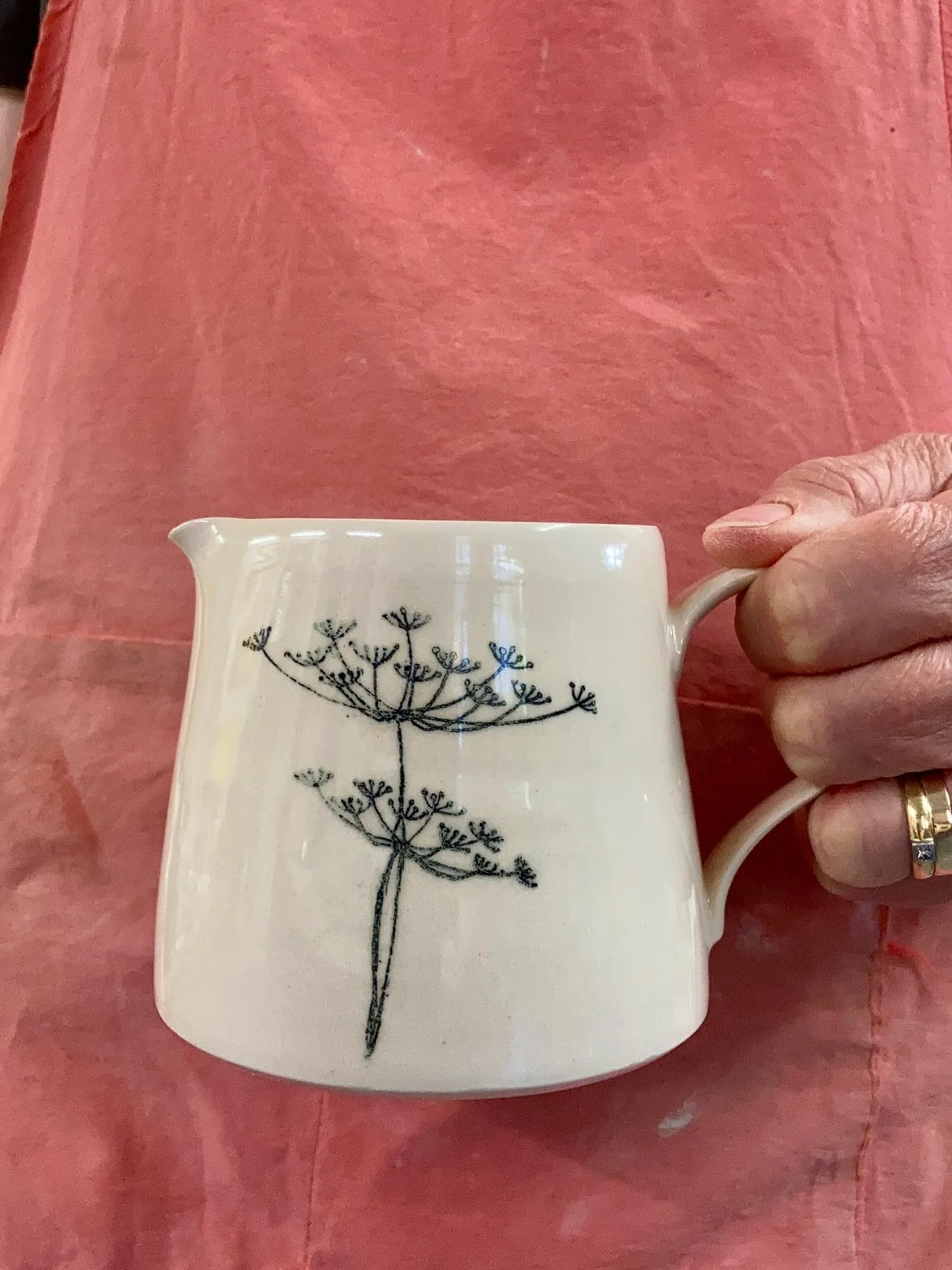 The weather&rsquo;s looking good for the @westcountrypotters Potters Market tomorrow ☀️

I&rsquo;m almost ready ☺️ I&rsquo;m such a procrastinator, have been faffing most of the day with what to bring. I&rsquo;ve gone with a bit of everything 😂

I&r