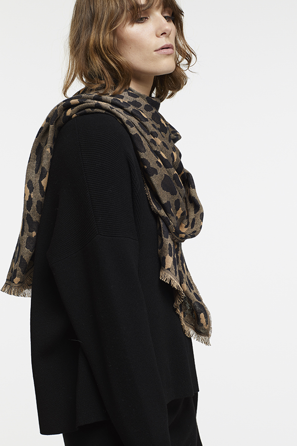 CRWW May Accessories 57 copy.jpg