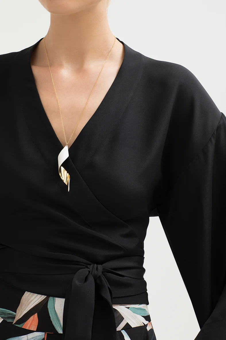 60215942 ~ White ~ 2.Collection copy.jpg