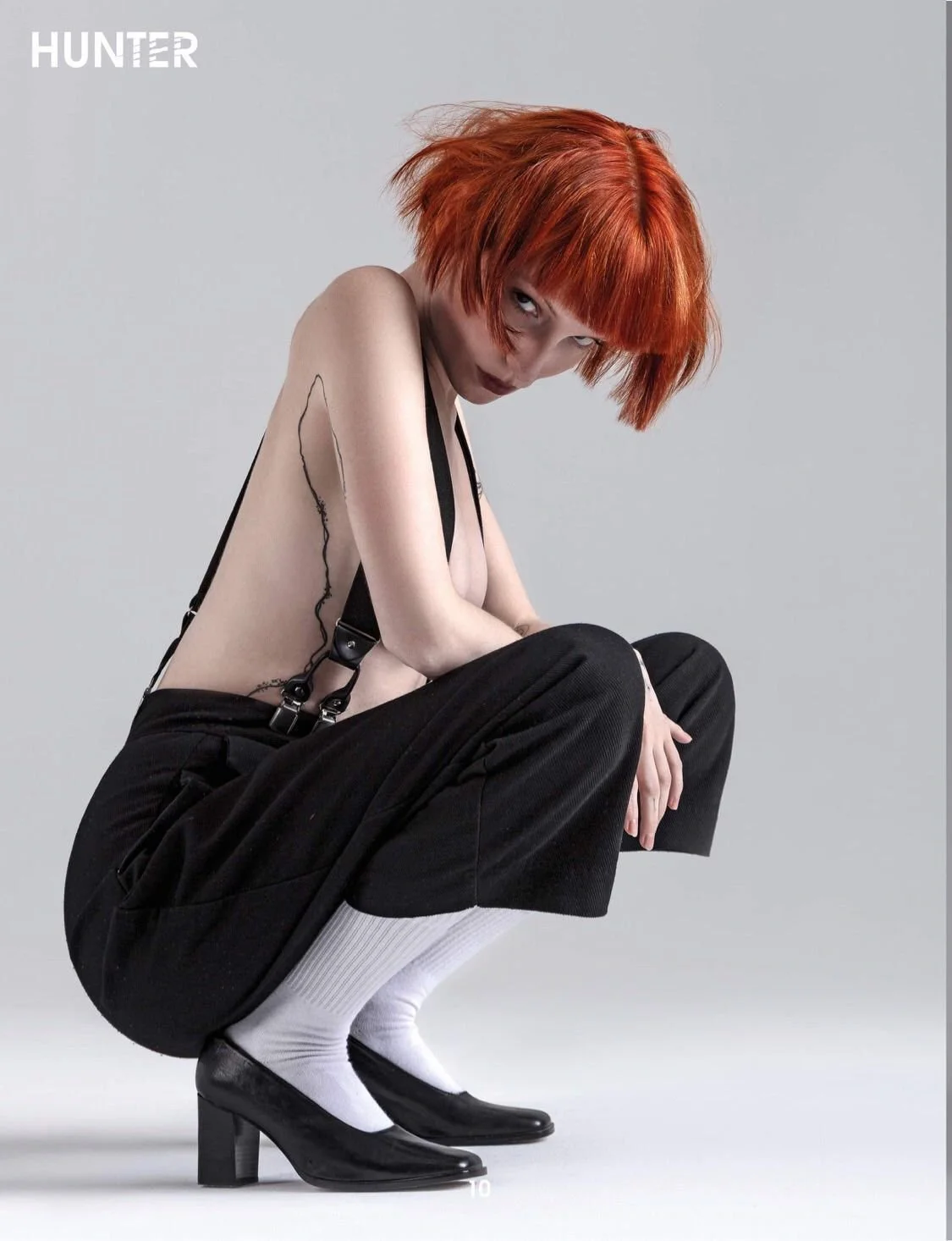 2-aurelie-main-book-the-hair-desk-limited.jpg
