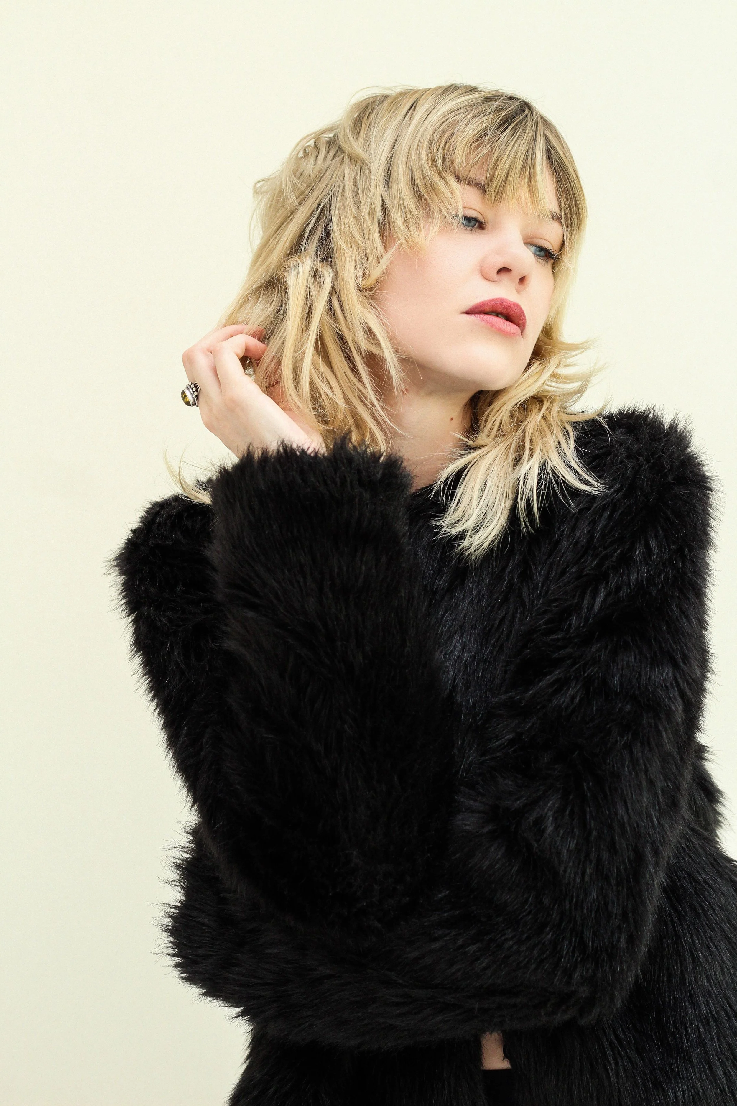 3-amelia-m-main-book-the-hair-desk-limited.jpg