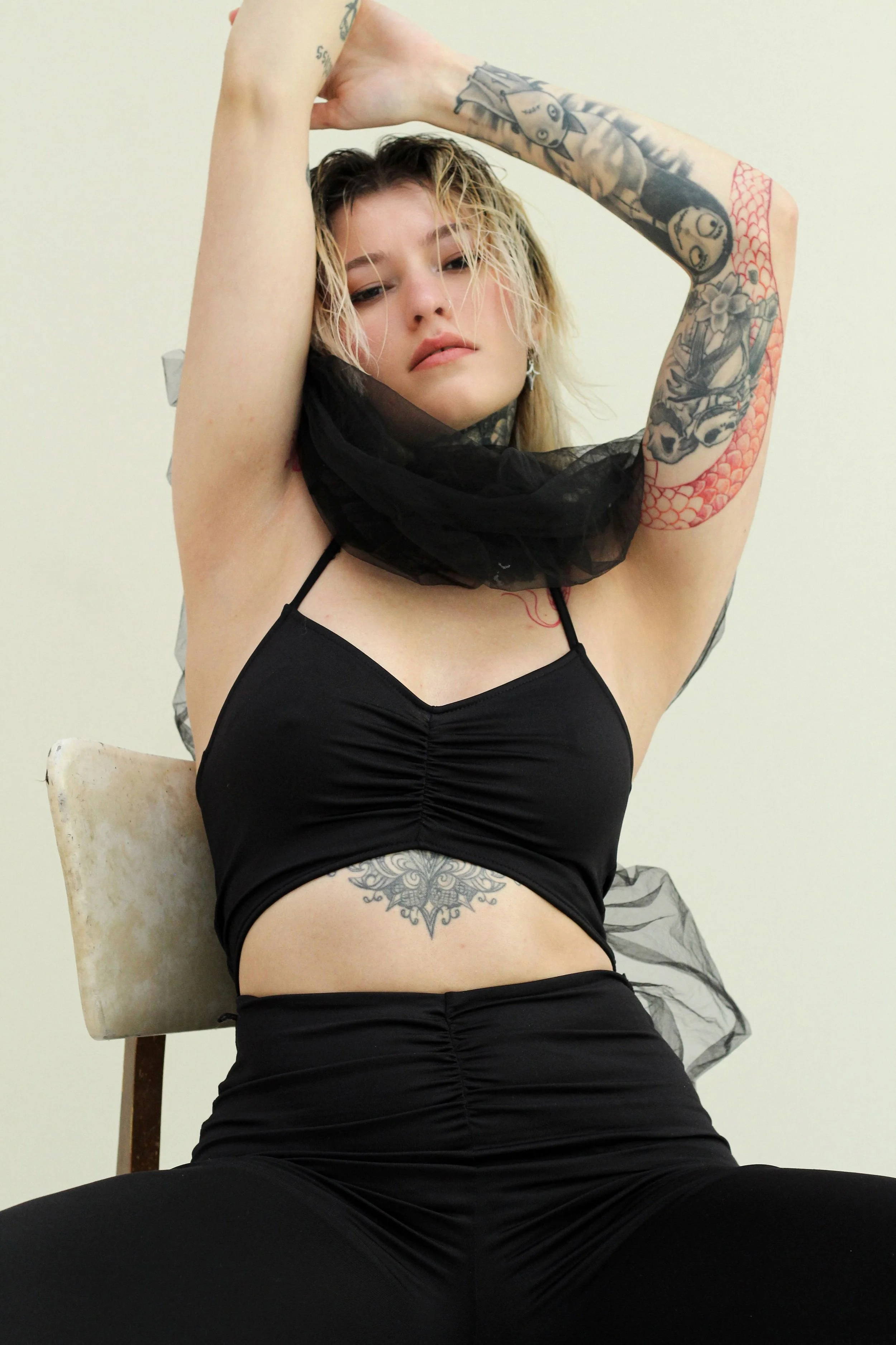 3-ana-main-book-the-hair-desk-limited.jpg