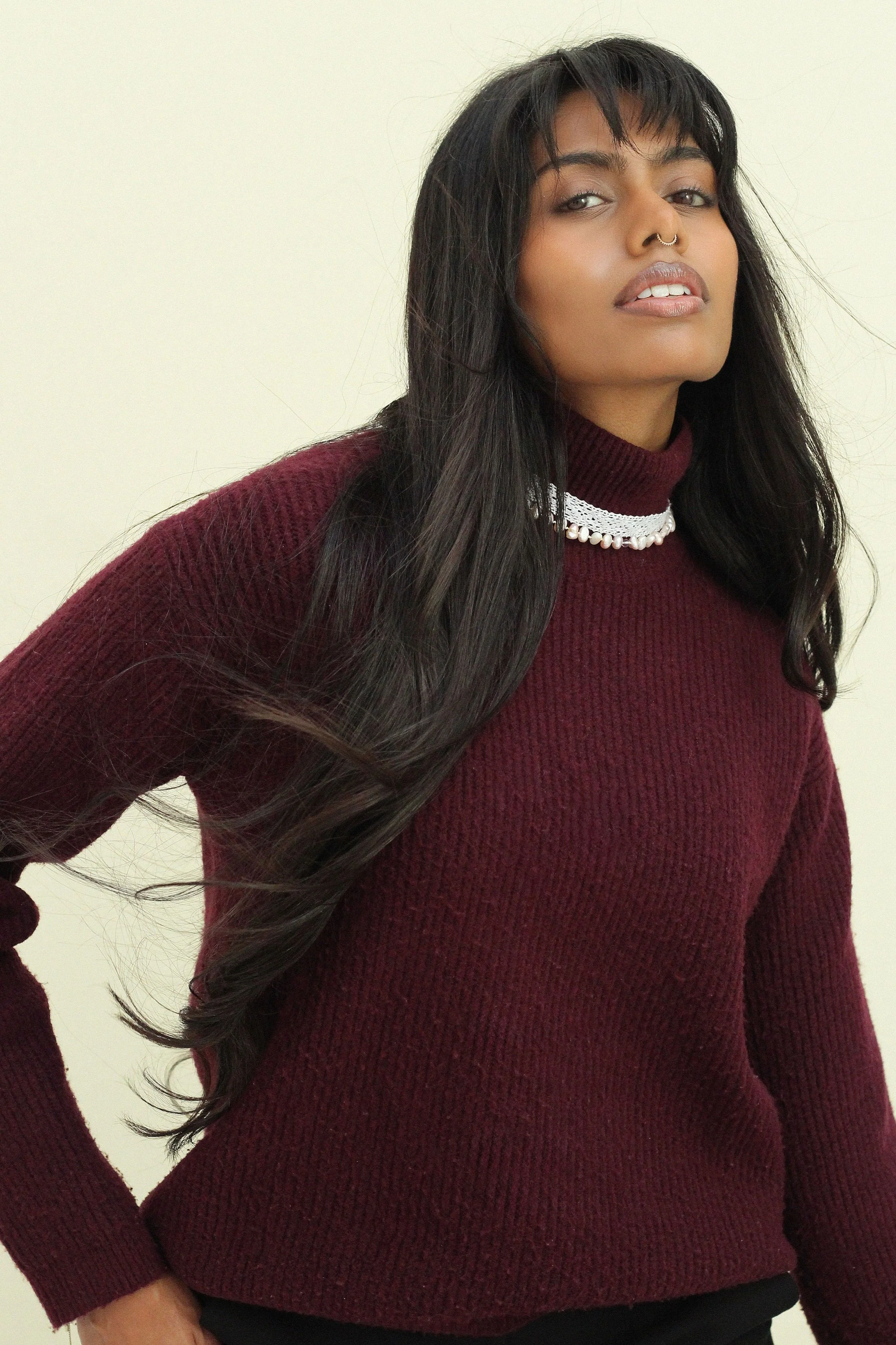 2-pranavi-main-book-the-hair-desk-limited.jpg