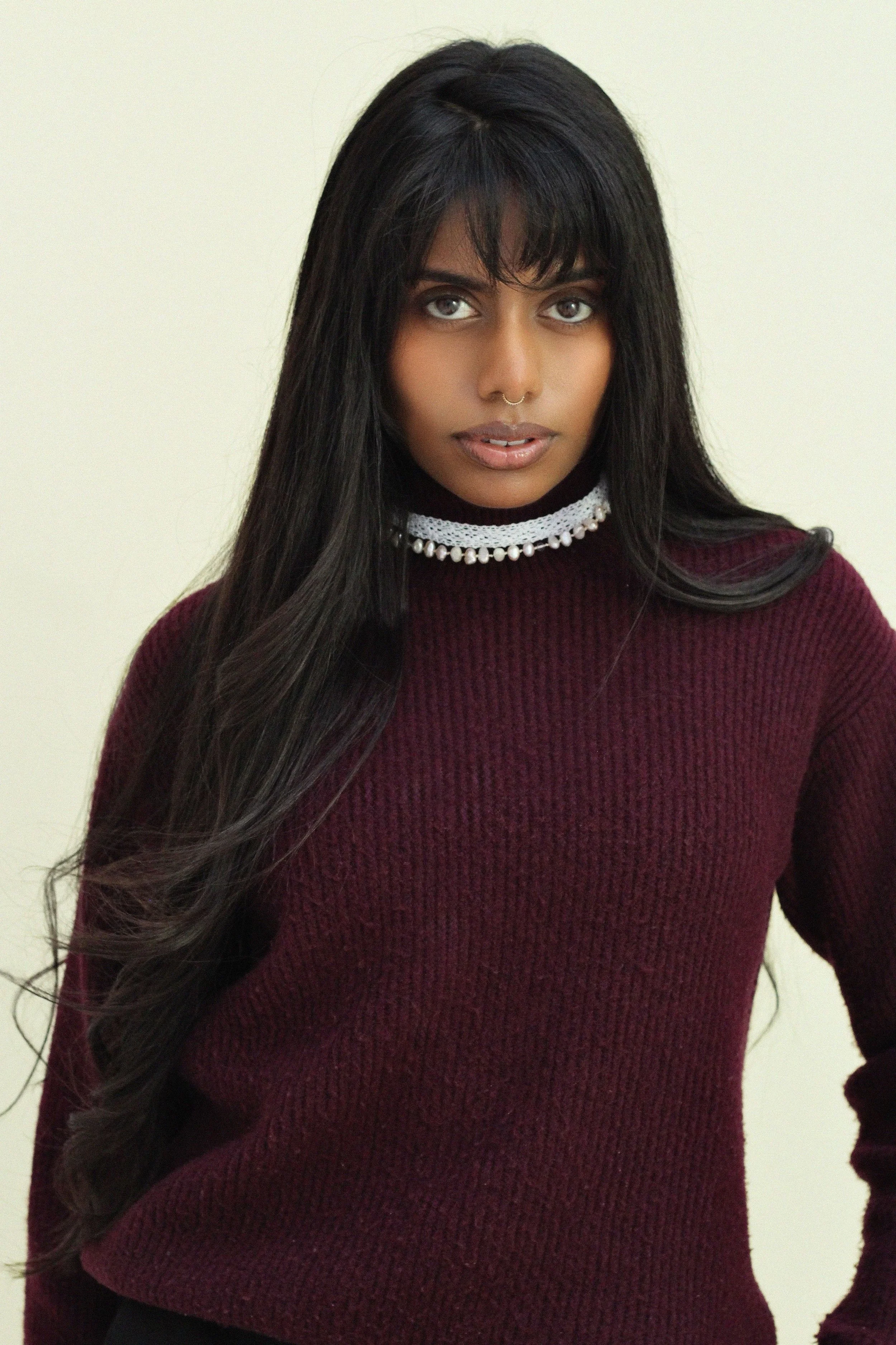 3-pranavi-main-book-the-hair-desk-limited.jpg