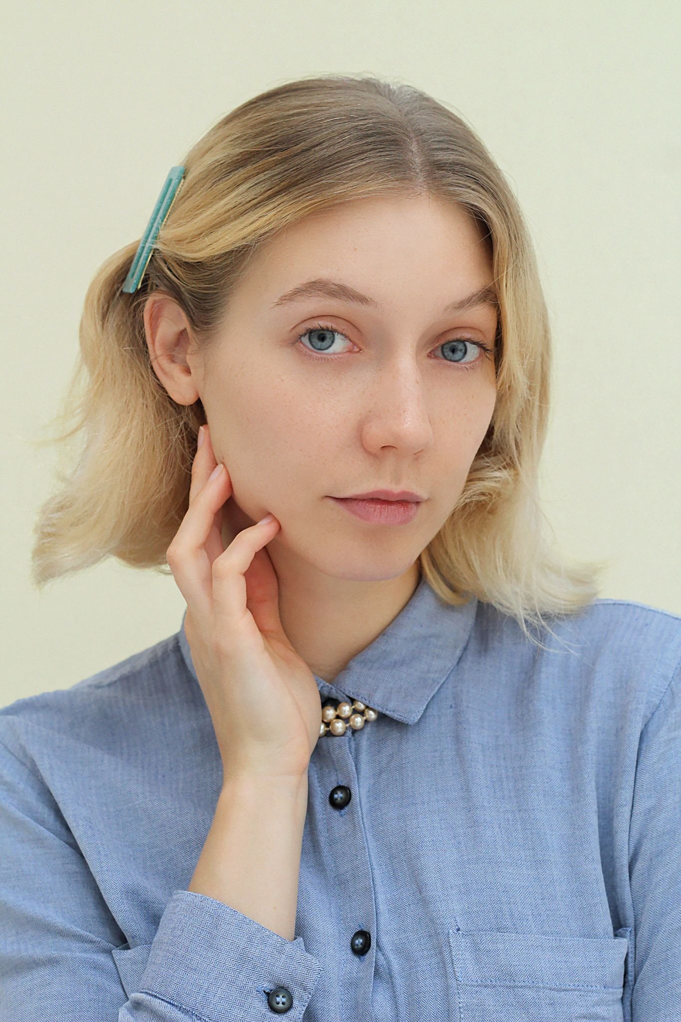 2-tilda-main-book-the-hair-desk-limited.jpg
