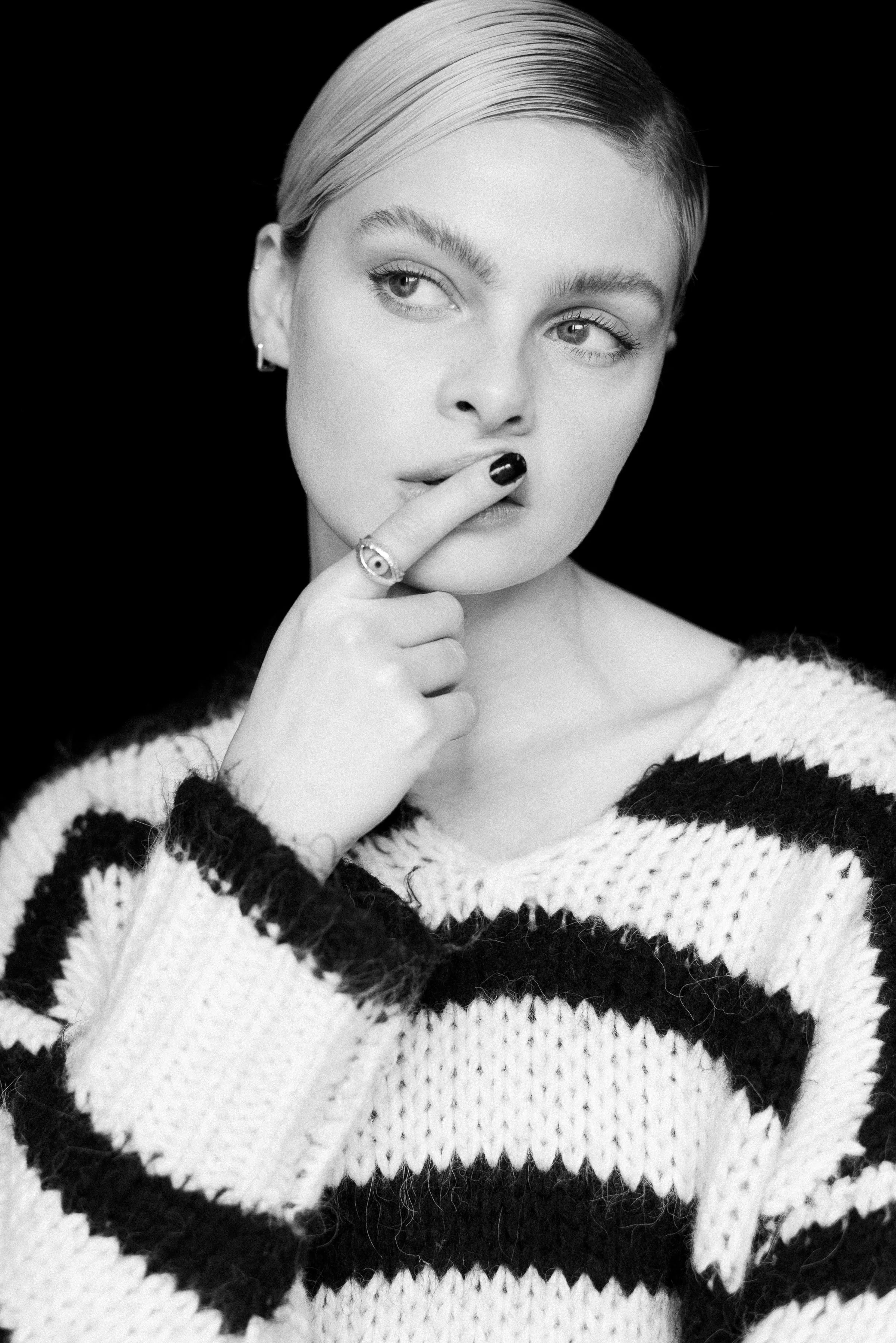 1-maisie-main-book-the-hair-desk-limited.jpg