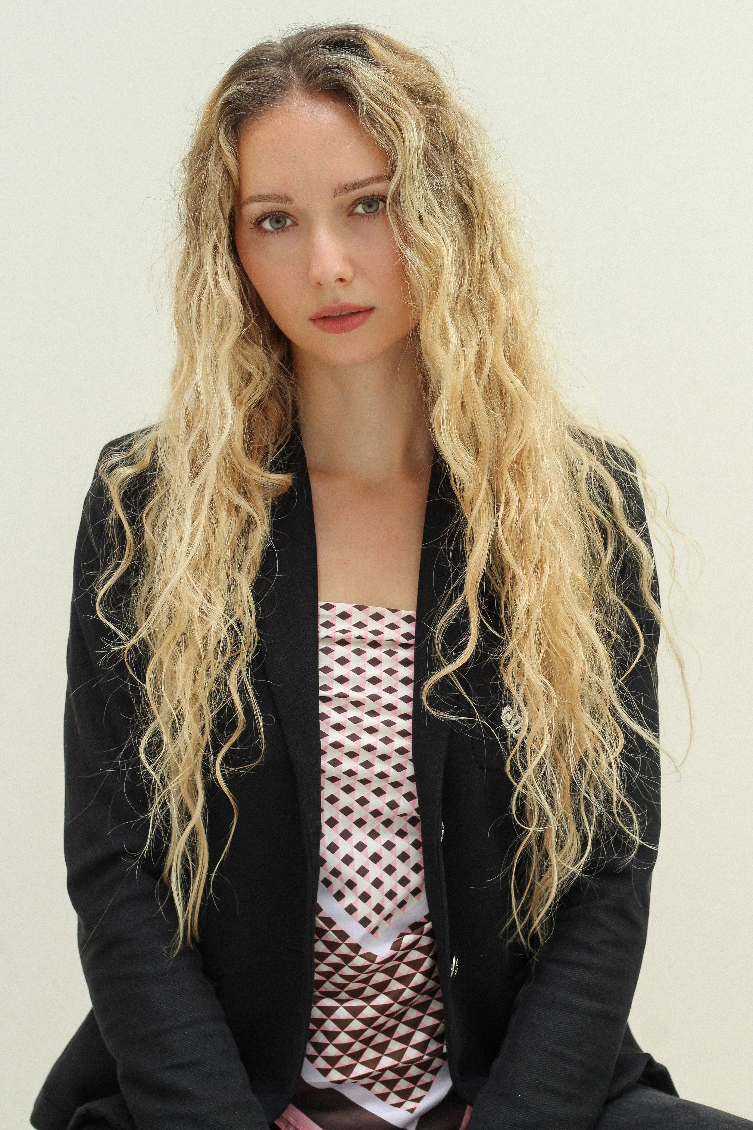 6-kasia-main-book.jpg
