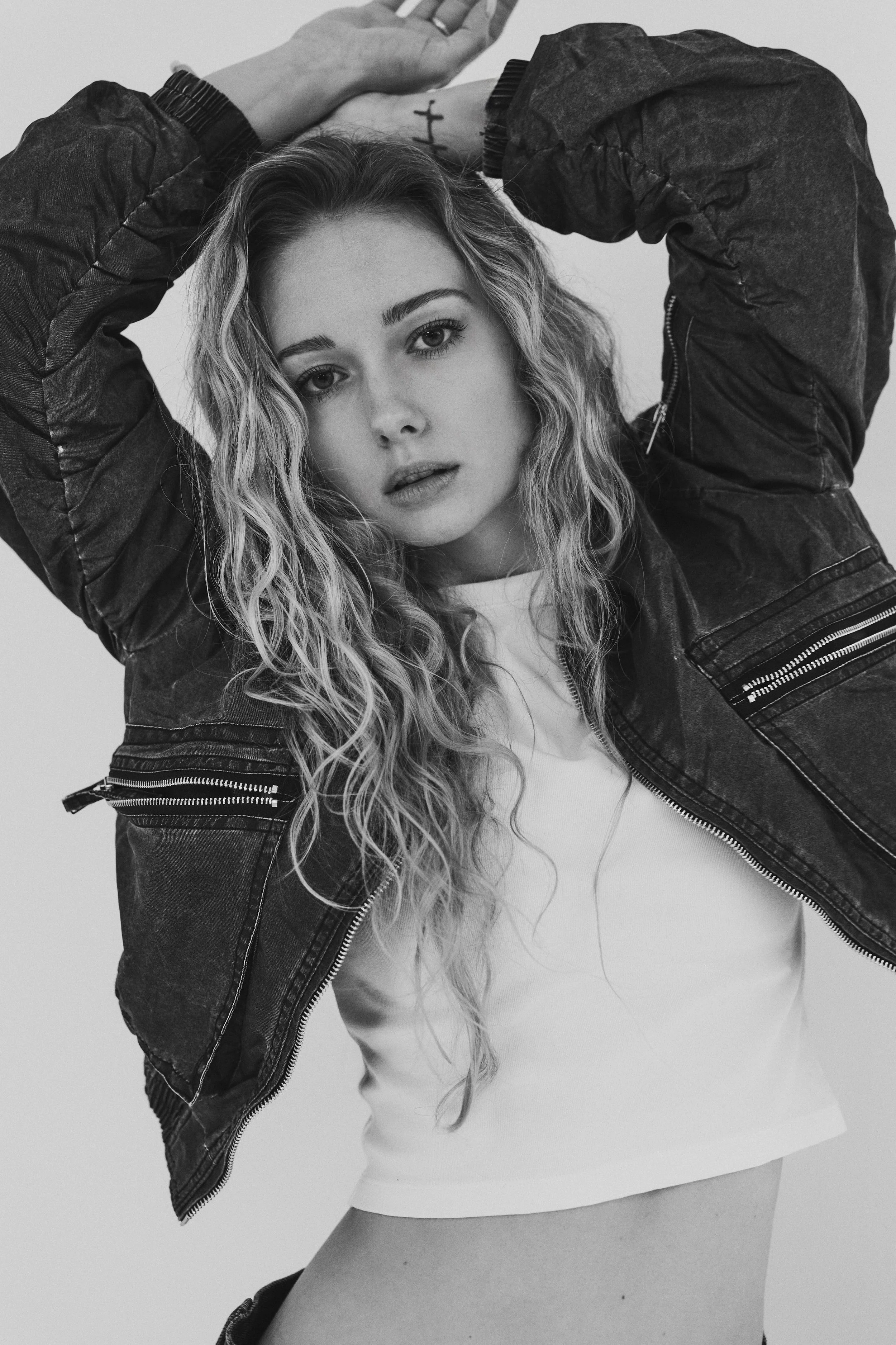 8-kasia-main-book.jpg