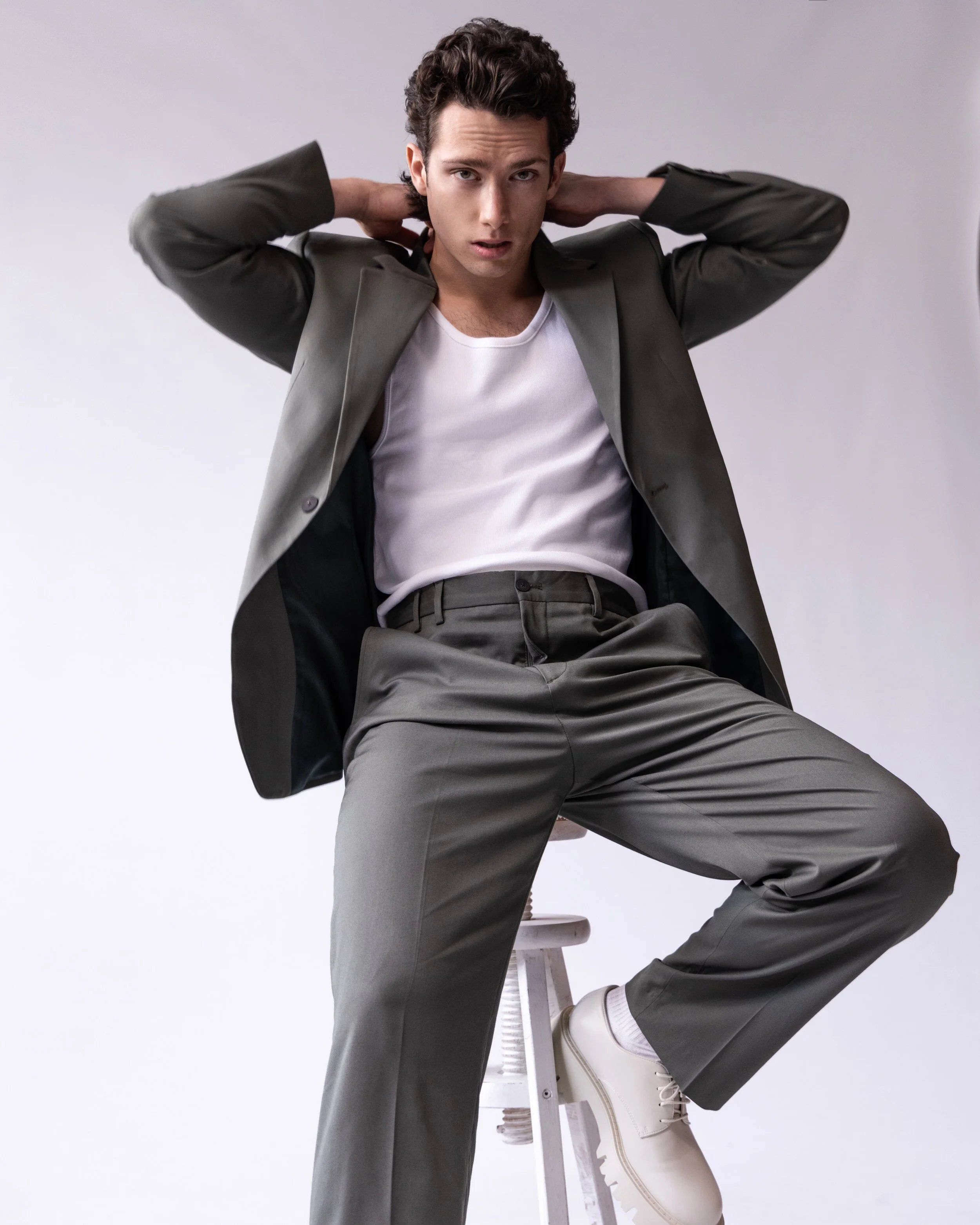 4-dylan-main-book.jpg