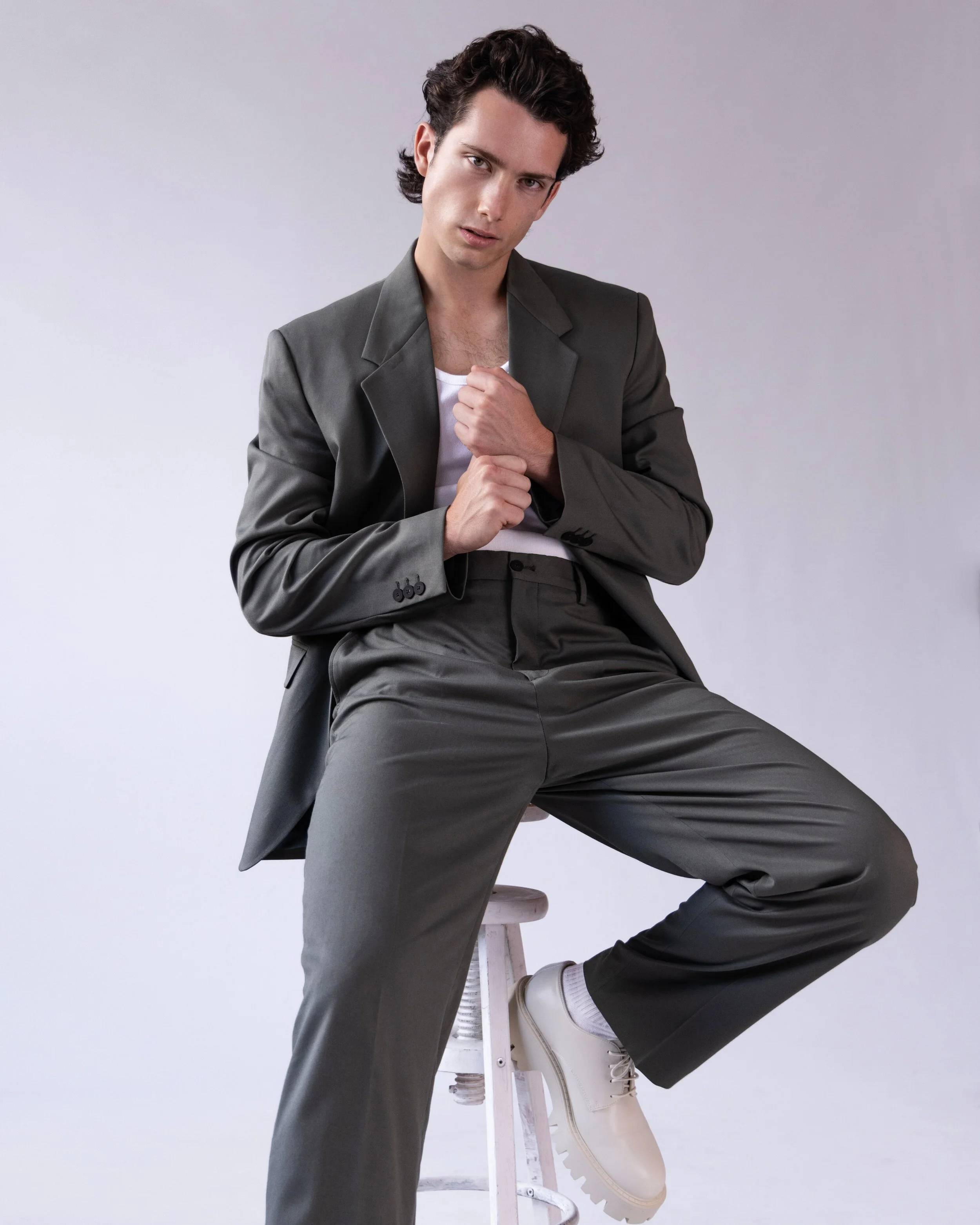 5-dylan-main-book.jpg