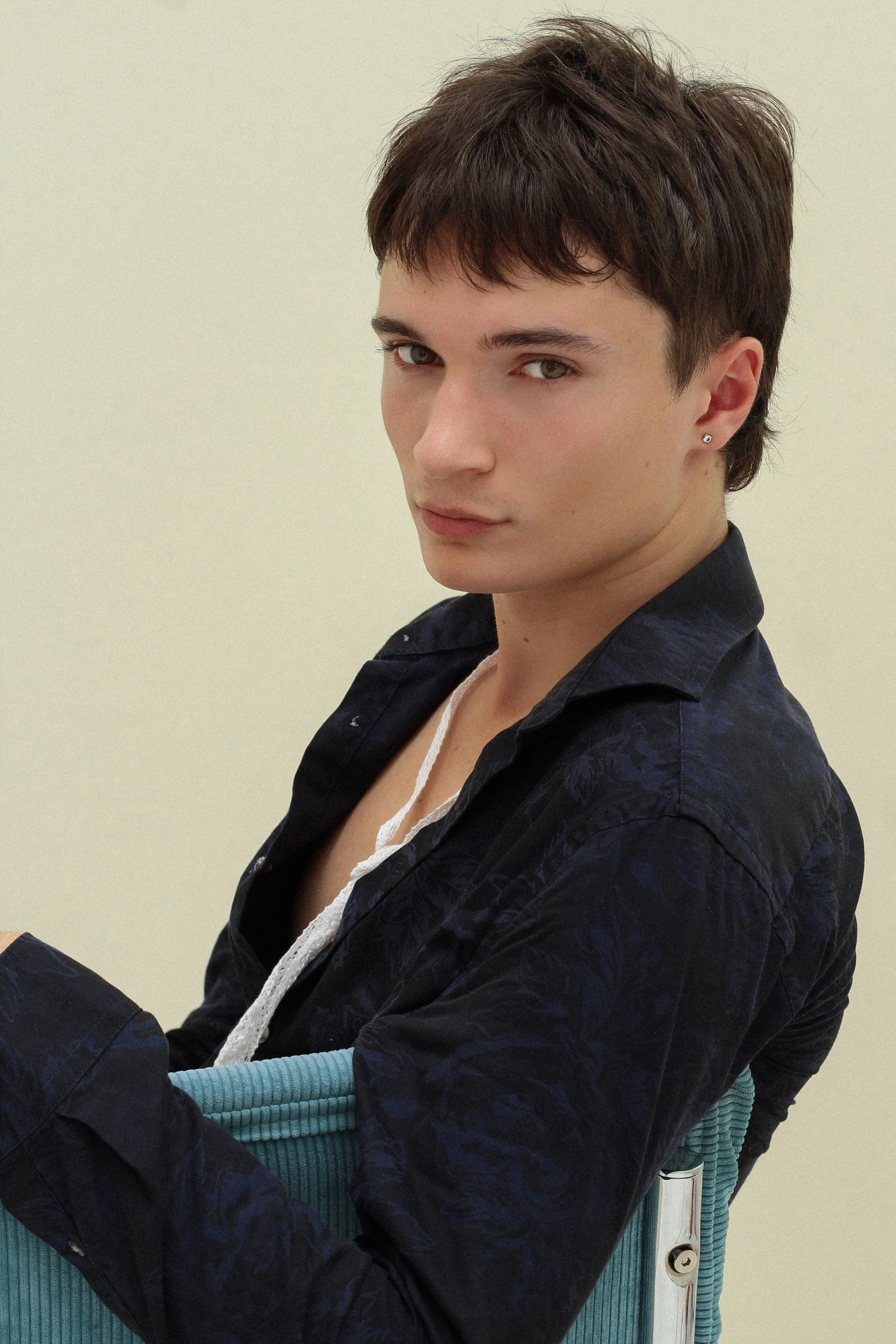7-archie-hayes-main-book.jpg