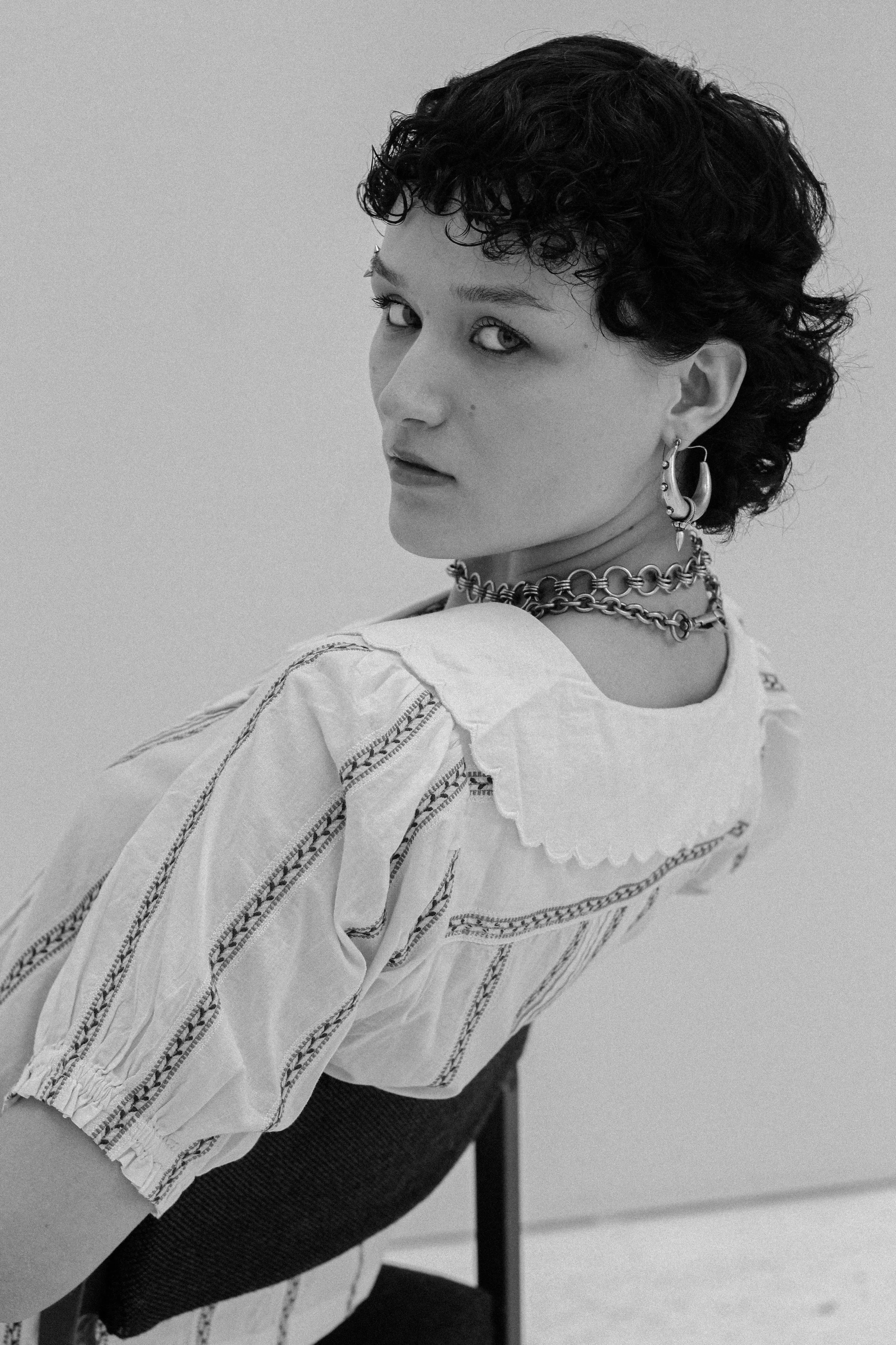 3-ella-main-book.jpg