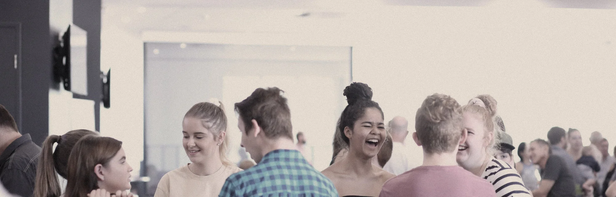 1V8A4352 (Custom) - cropped.jpg