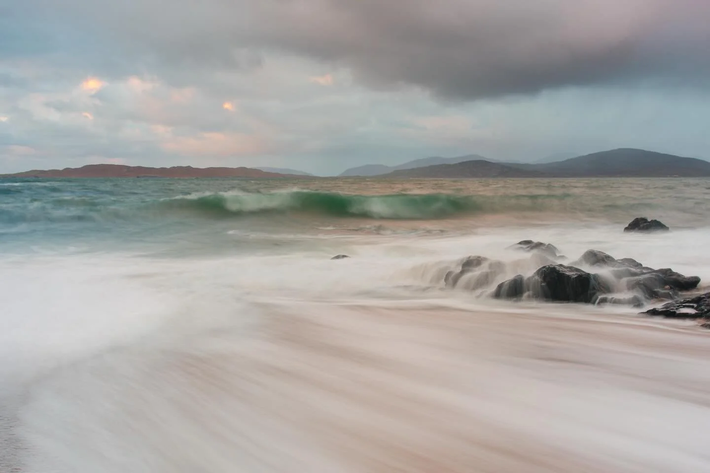 I could spend hours/days/weeks just sitting on the beaches of Harris. There&rsquo;s always something different happening 

From 7th-13th April 2027, I&rsquo;ll be running a full 7-day photography workshop on one of the most breathtaking landscapes in