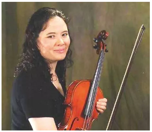 Dalinda Bohr - Viola/Violin
