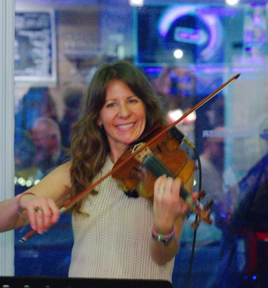 Keisha Davis - Violin/Viola