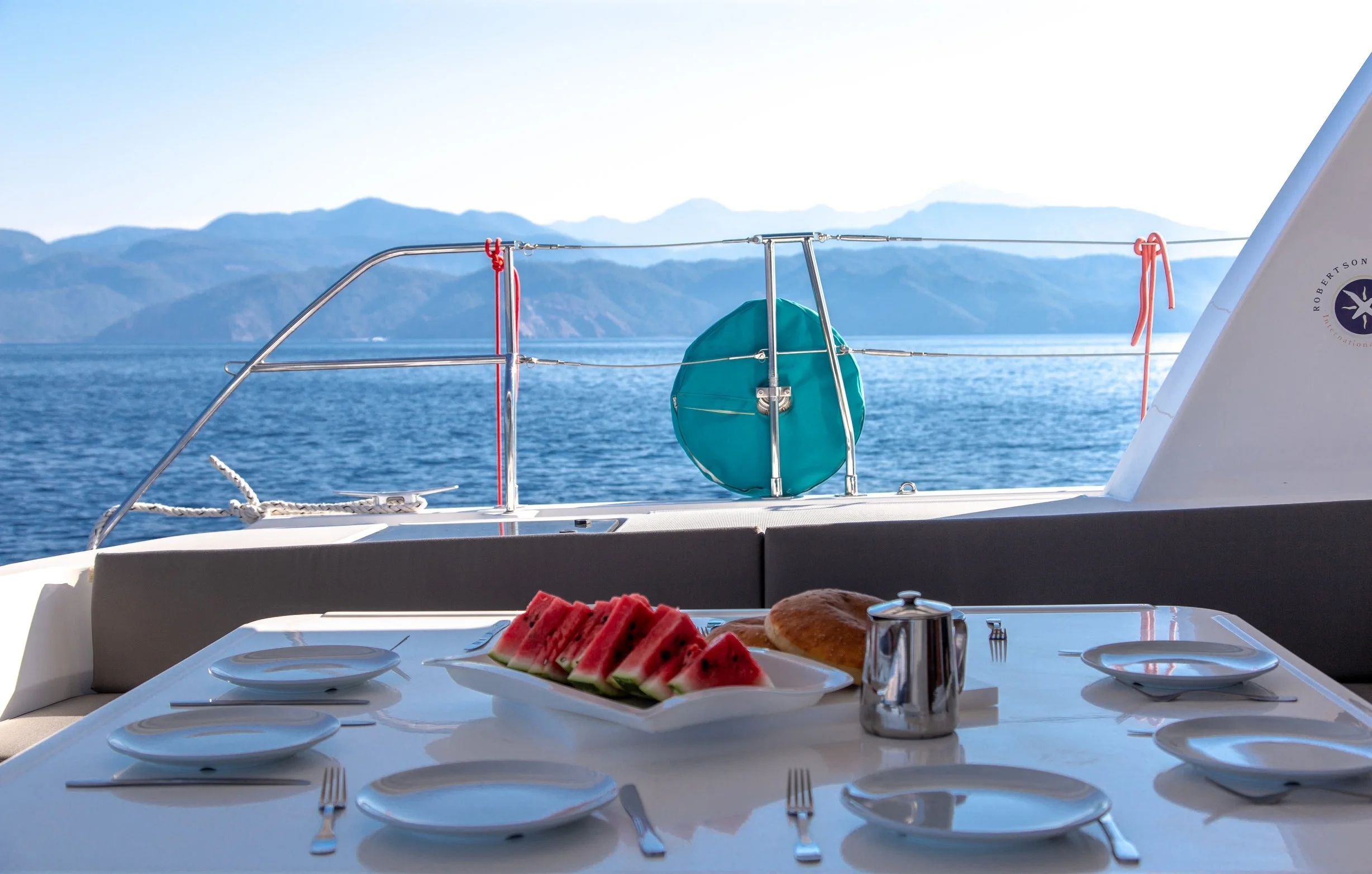 Leopard 48 Cat Aft Table.jpg