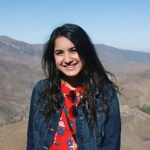 RADHIKA GUPTA. INVESTIGADORA.