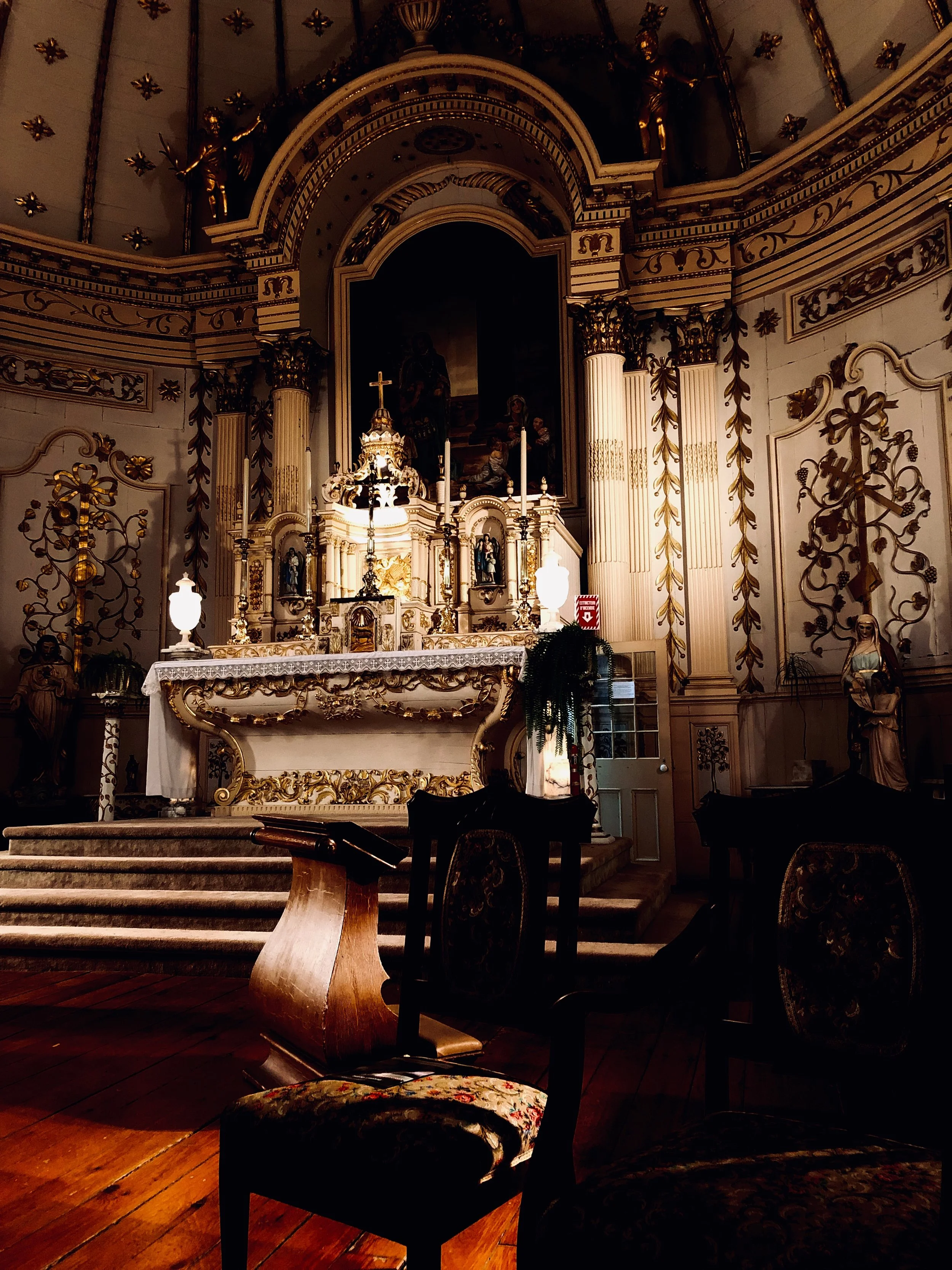 Vue de l'autel de l'église La Petite Acadie