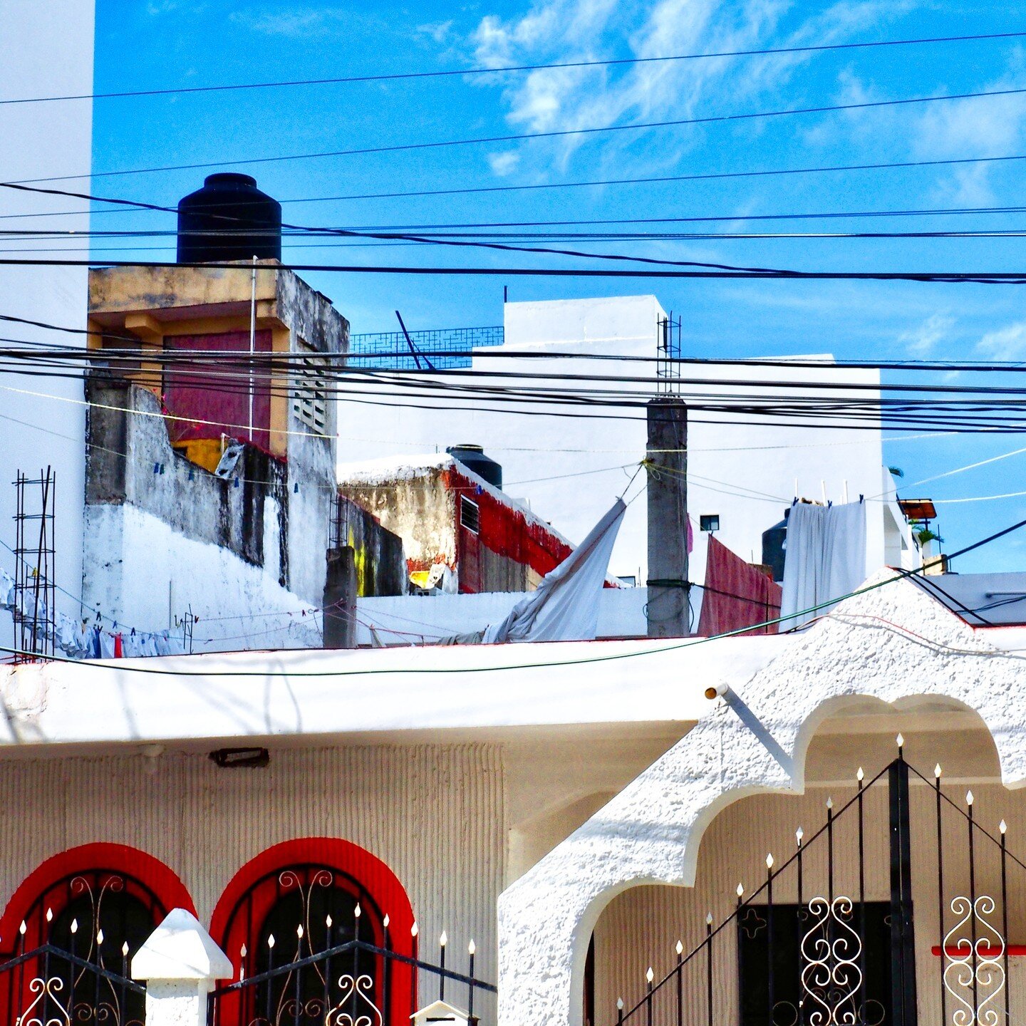 𝗧𝗛𝗘 𝗦𝗧𝗢𝗥𝗬 𝗢𝗙 ...
𝗪𝗵𝗶𝗹𝗲 𝗜 𝘄𝗮𝘀 ...
🇲🇽 Shapes, forms, lines and colours make up our daily lives.
|
#PlayadelCarmen
|
Photography Laeticia Moreno 
 #cityscapes #cityphotography #cityscapephotography #citygrammers #cityphotos #citysho