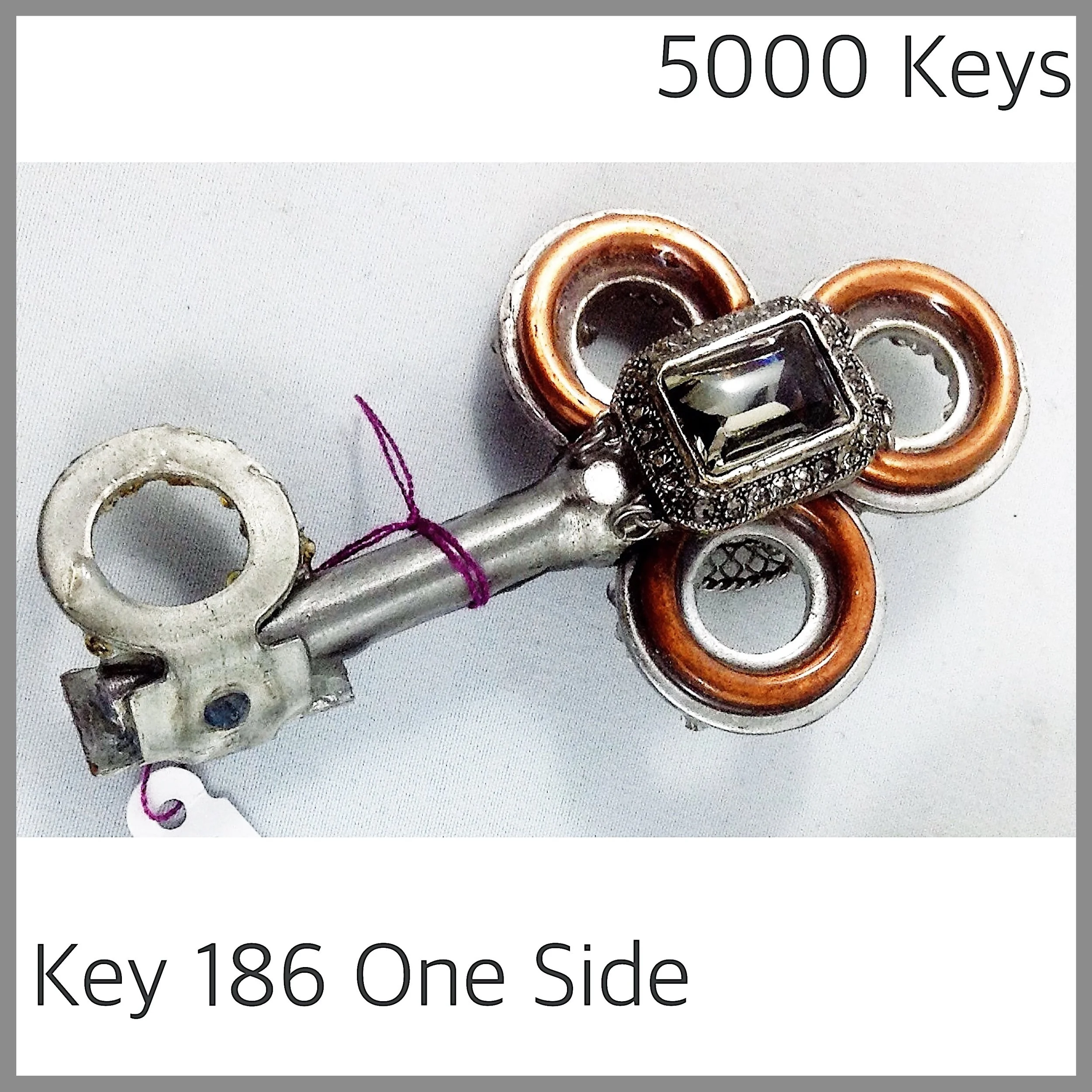 Key 186 one side - 1.JPG