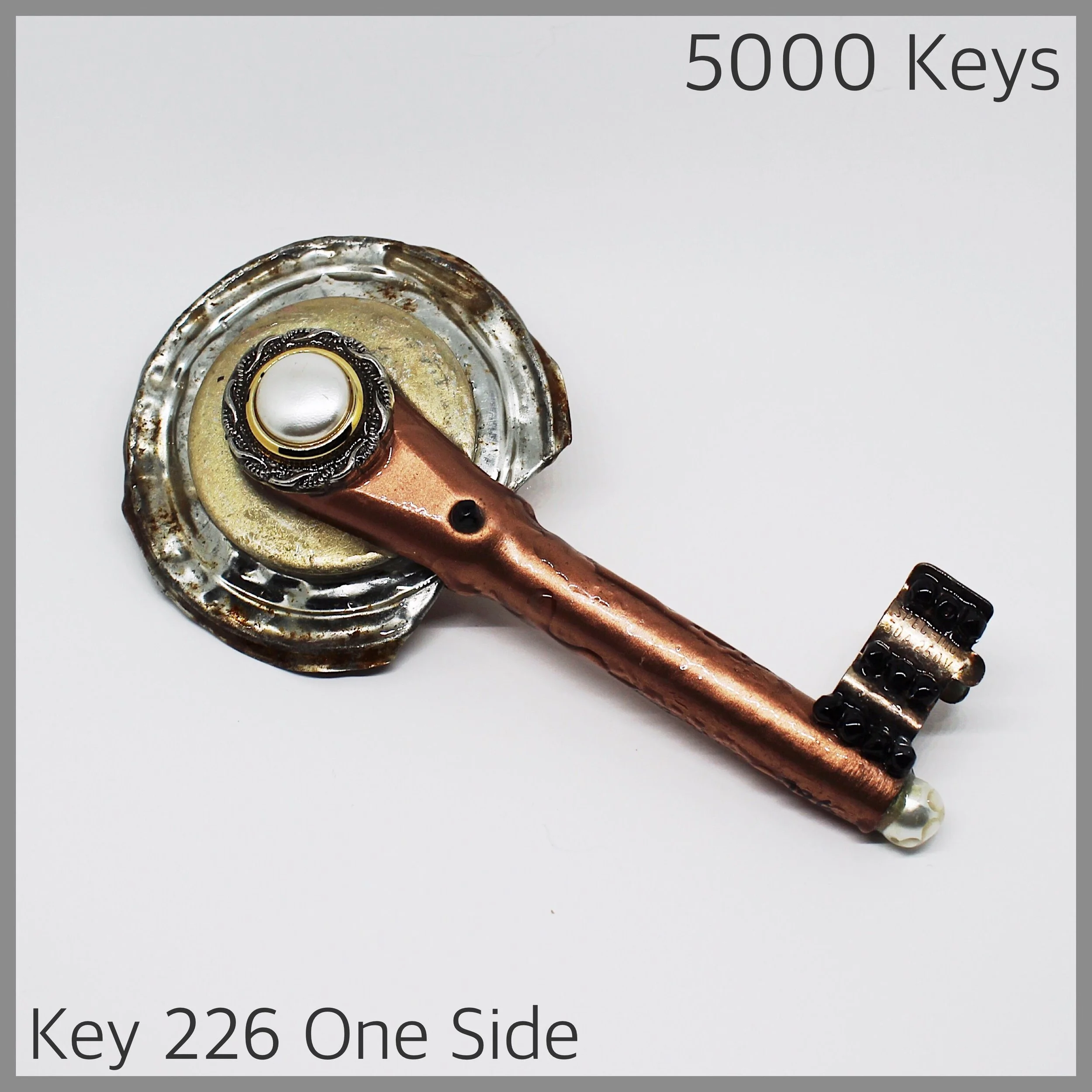 Key 226 one side - 1.JPG