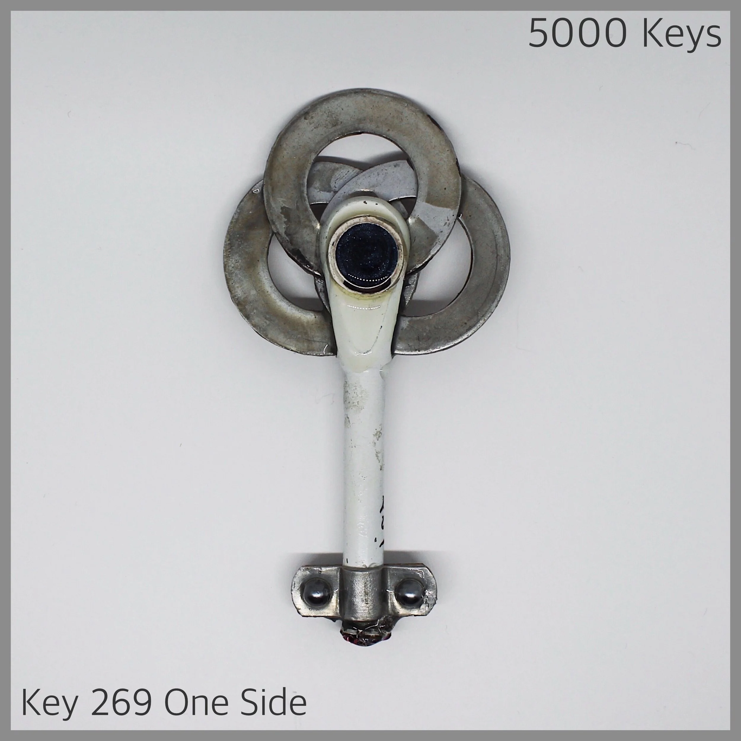 Key 269 one side - 1.JPG