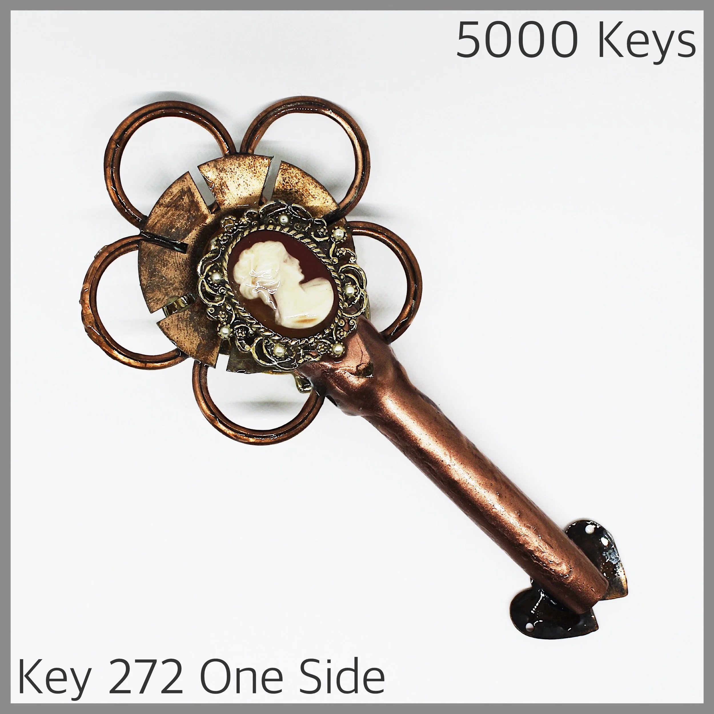Key 272 one side - 1.JPG