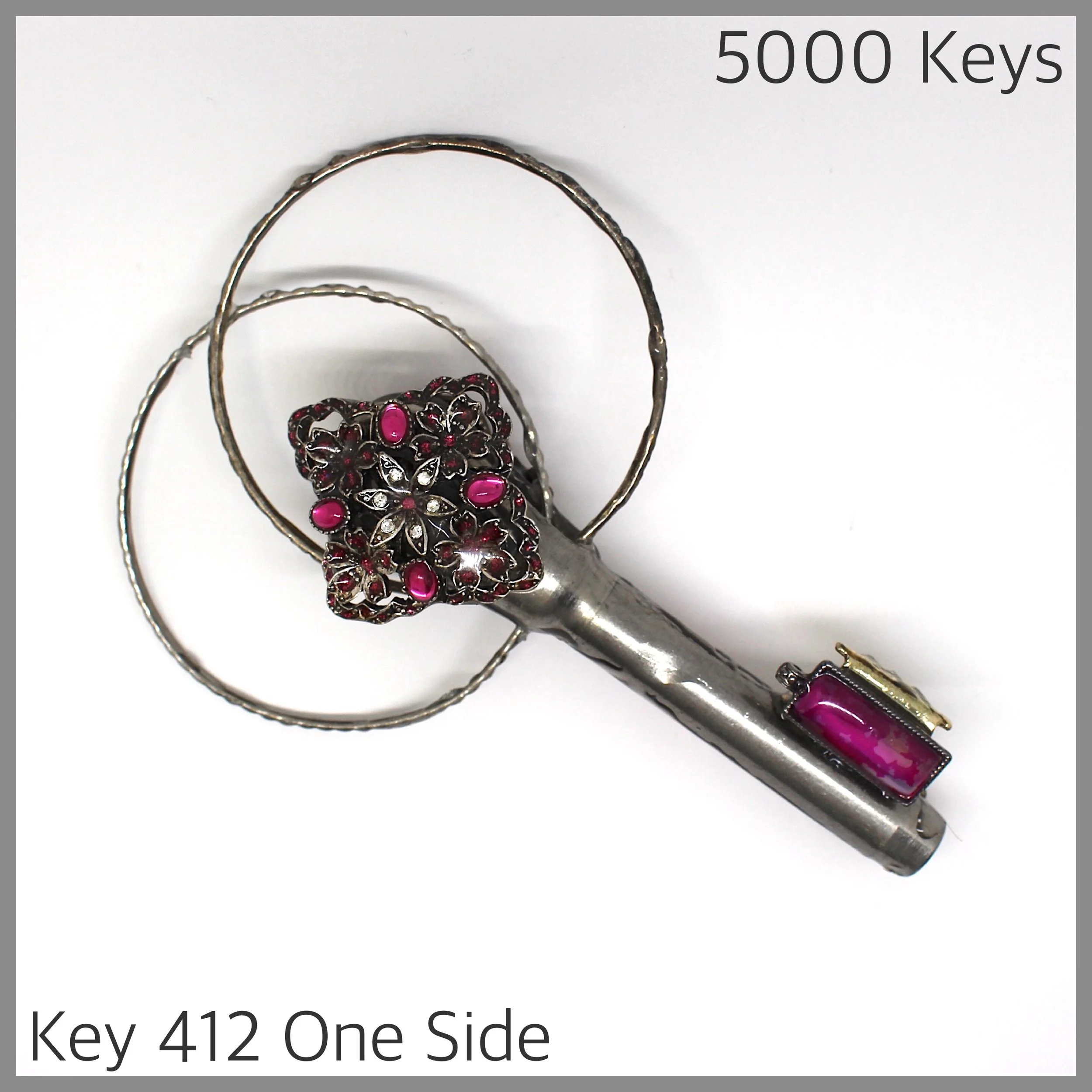 Key 412 one side - 1.JPG