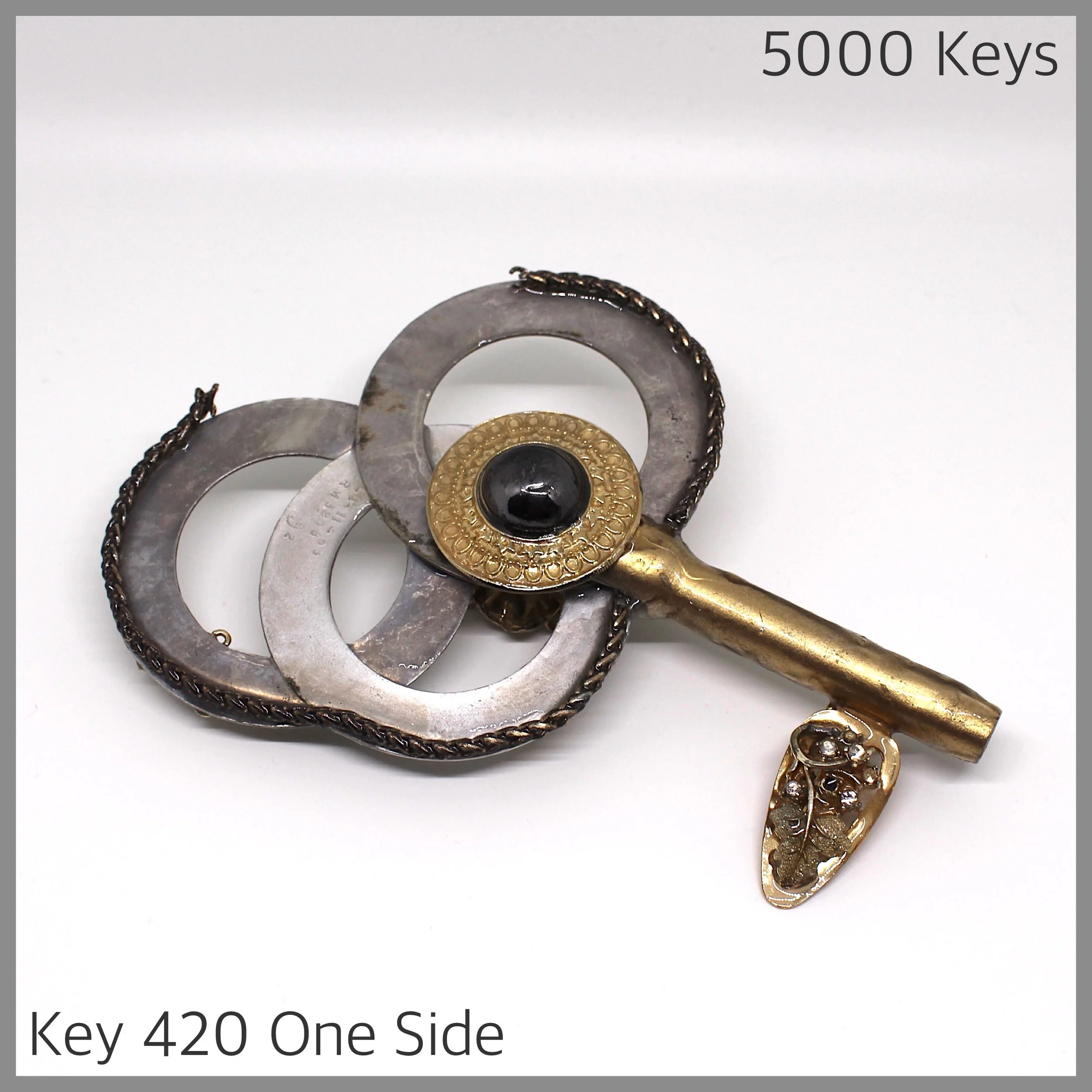 Key 420 one side - 1.JPG