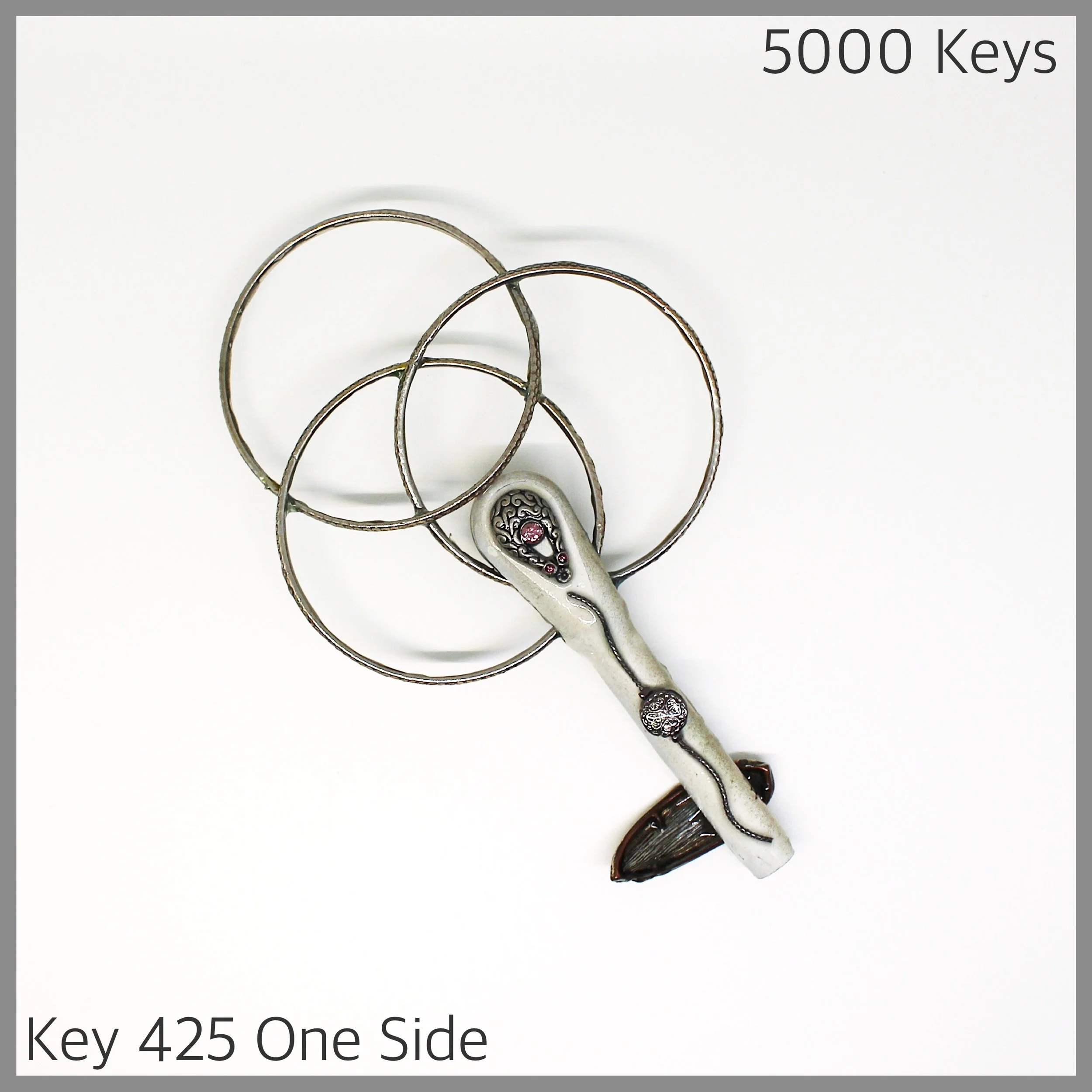 Key 425 one side - 1.JPG