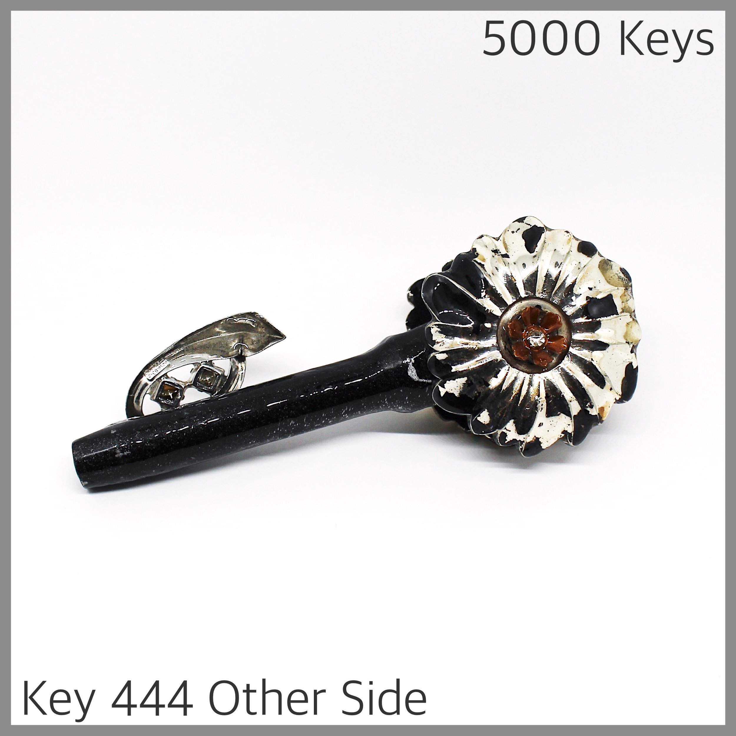 Key 444 other side - 1.JPG