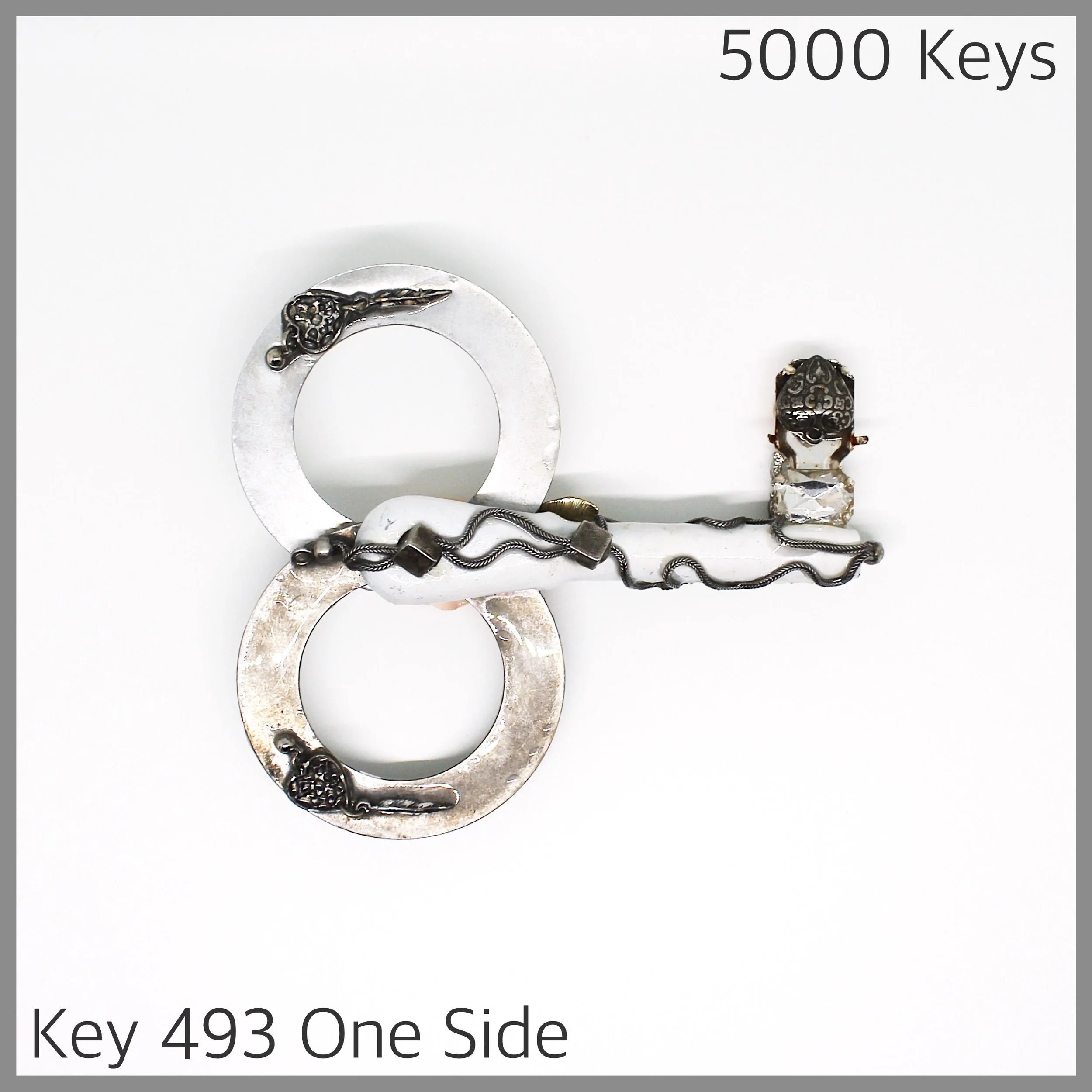 Key 493 one side - 1.JPG