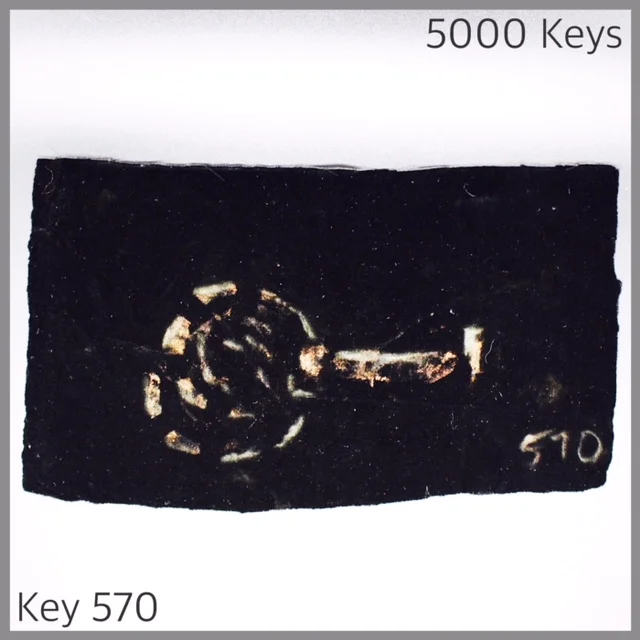 Key 570 - 1.JPG