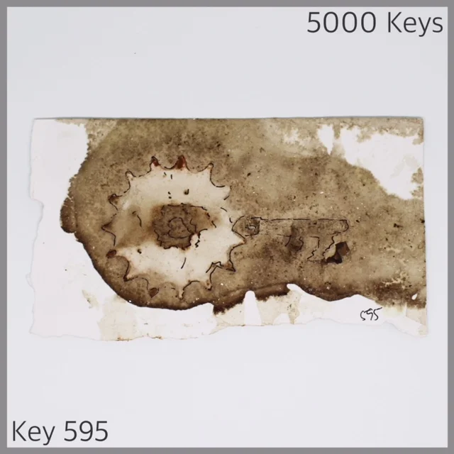 Key 595 - 1.JPG