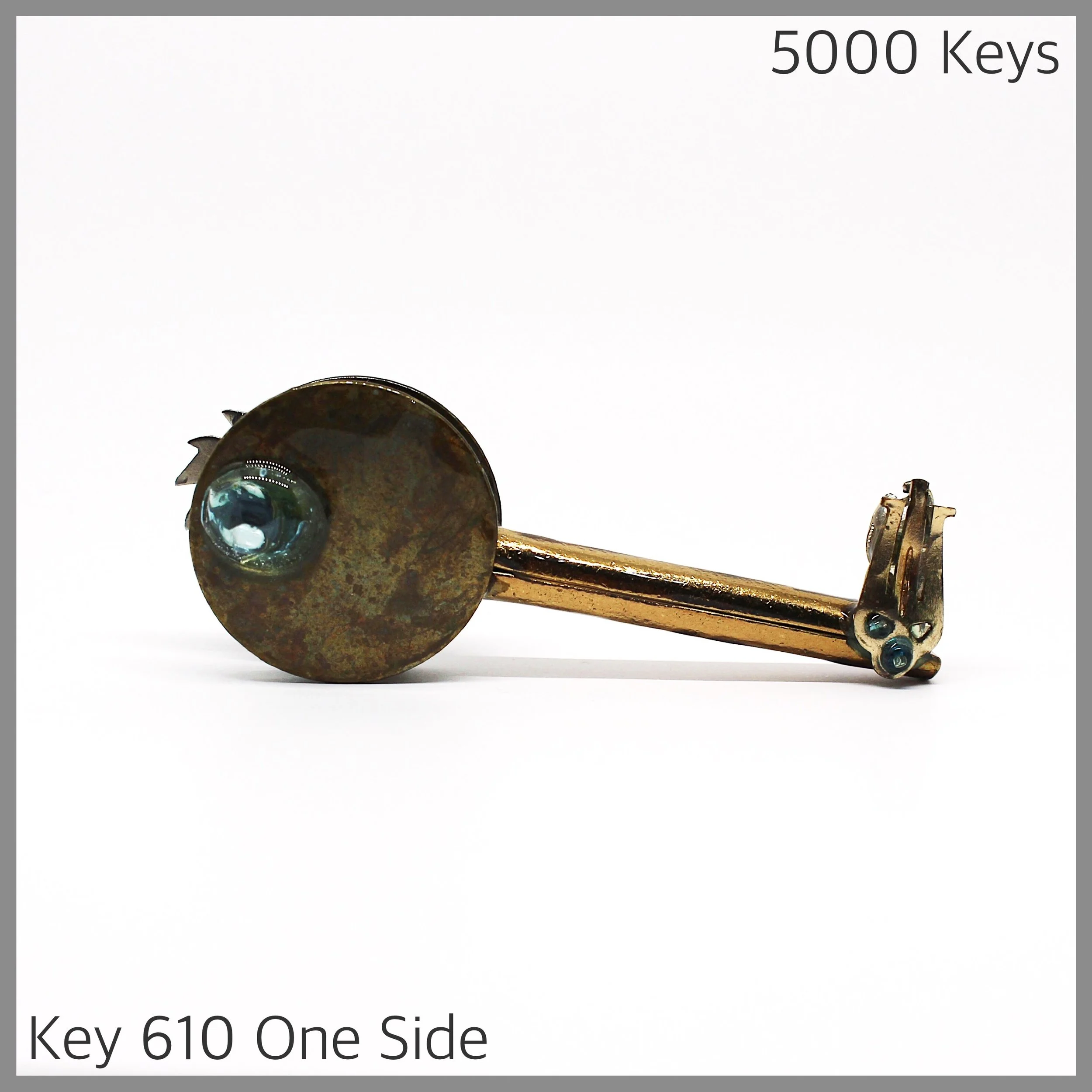 Key 610 one side - 1.JPG