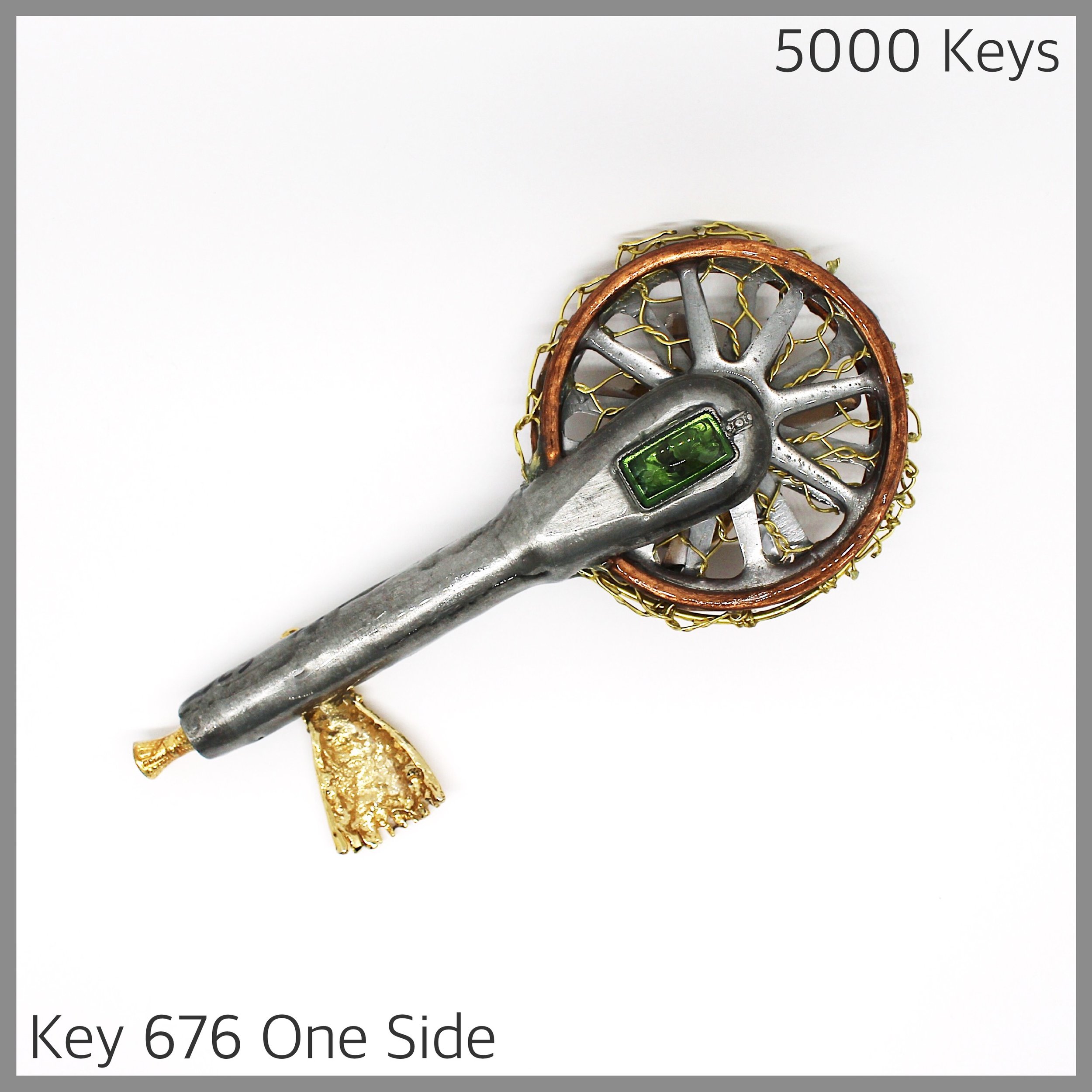 Key 676 one side - 1.JPG