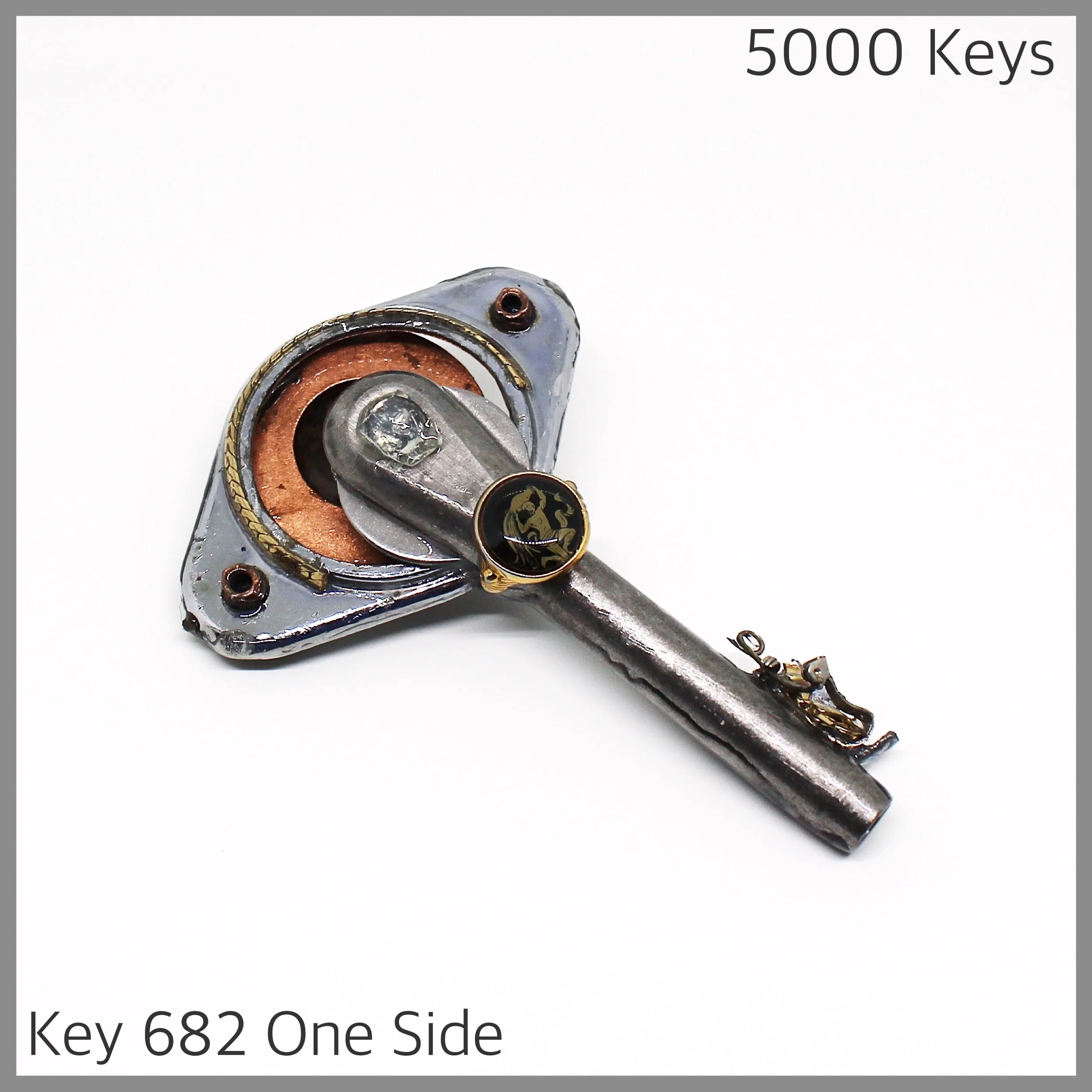 Key 682 one side - 1.JPG