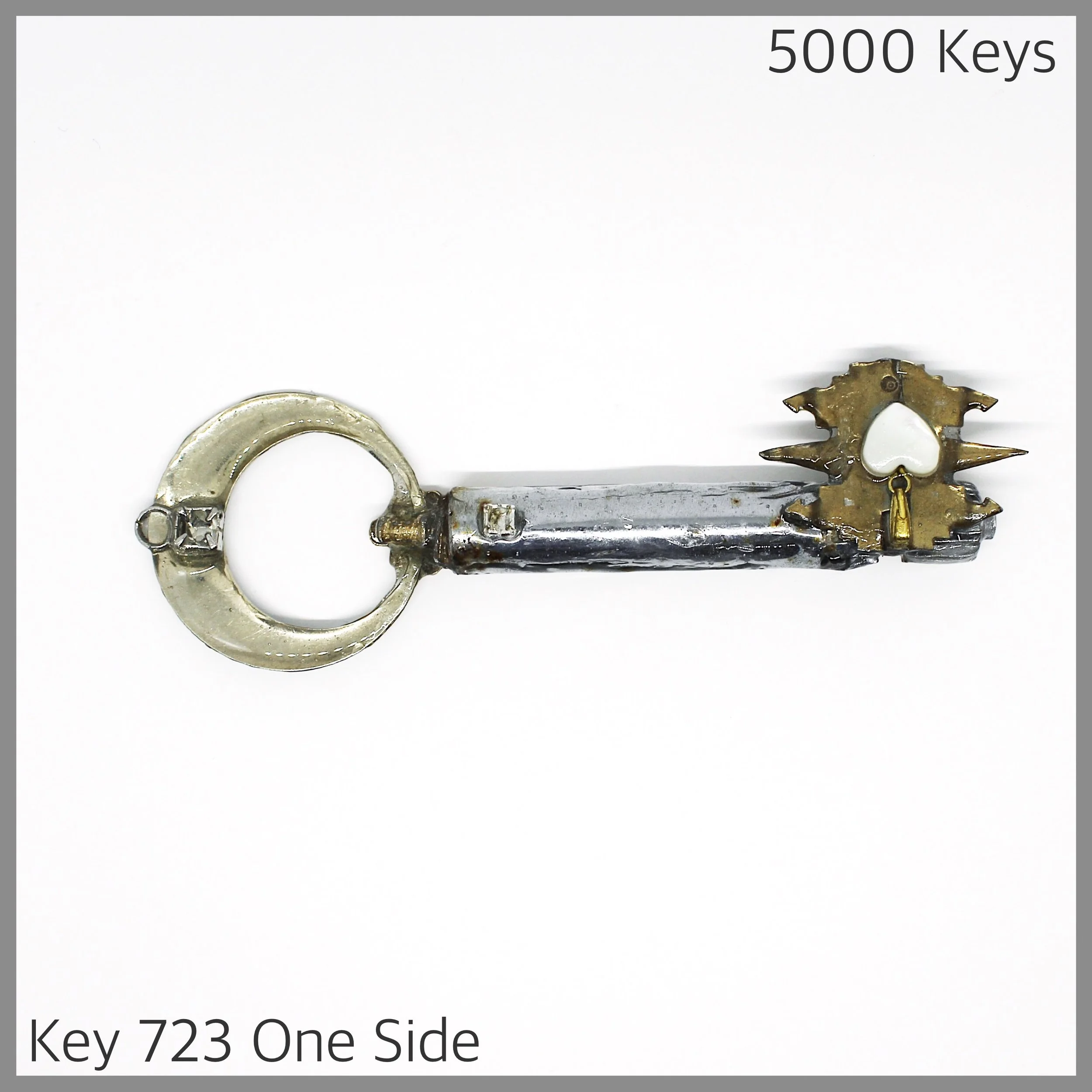 Key 723 one side - 1.JPG