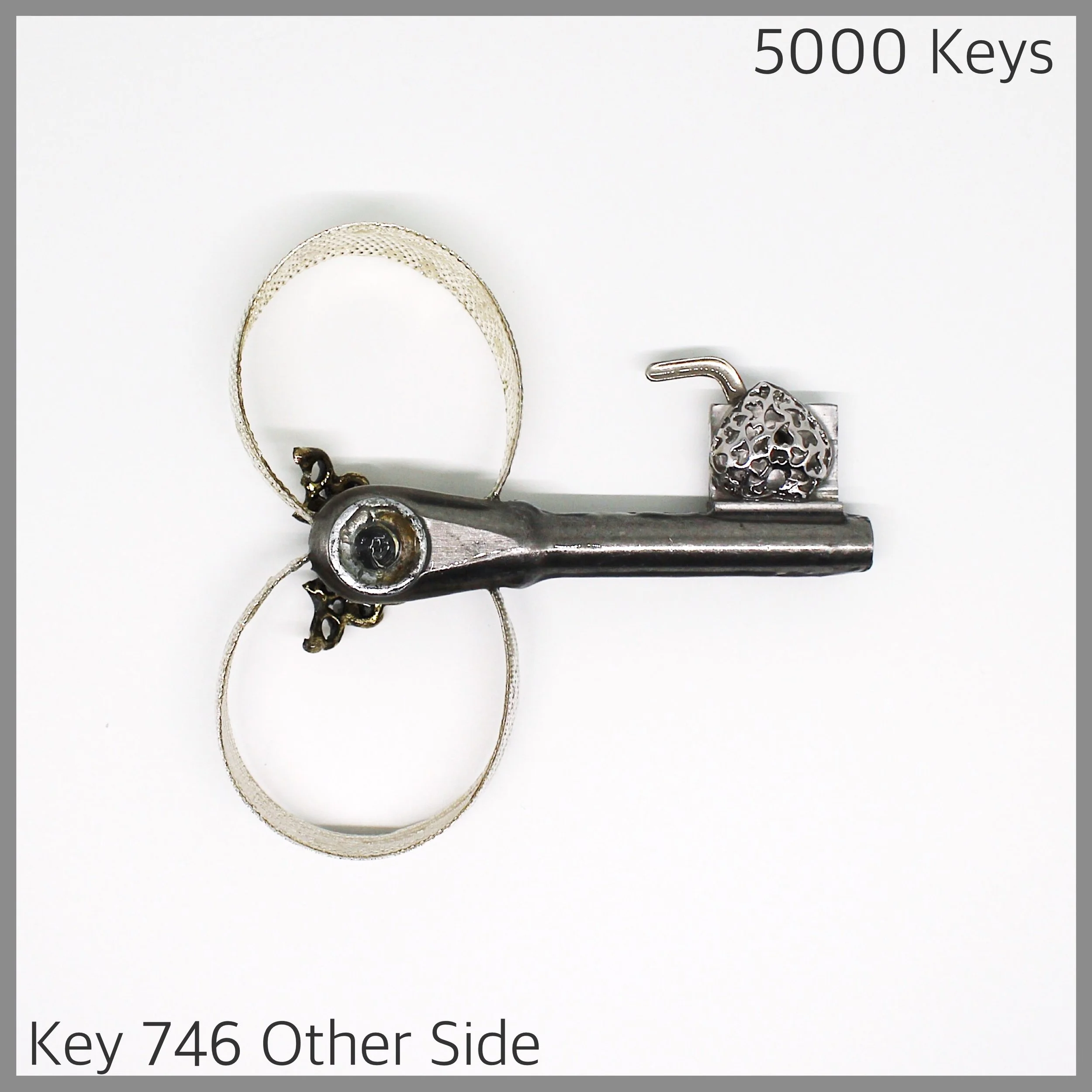 Key 746 other side - 1.JPG