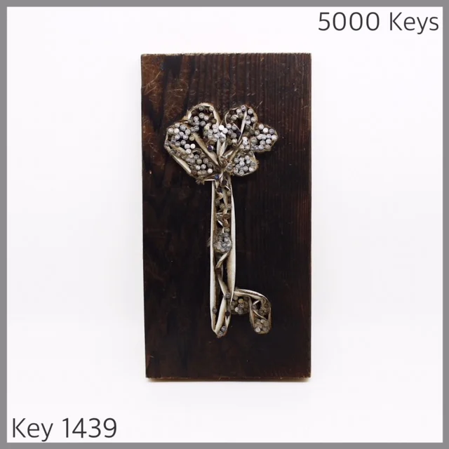 Key 1439 - 1.JPG